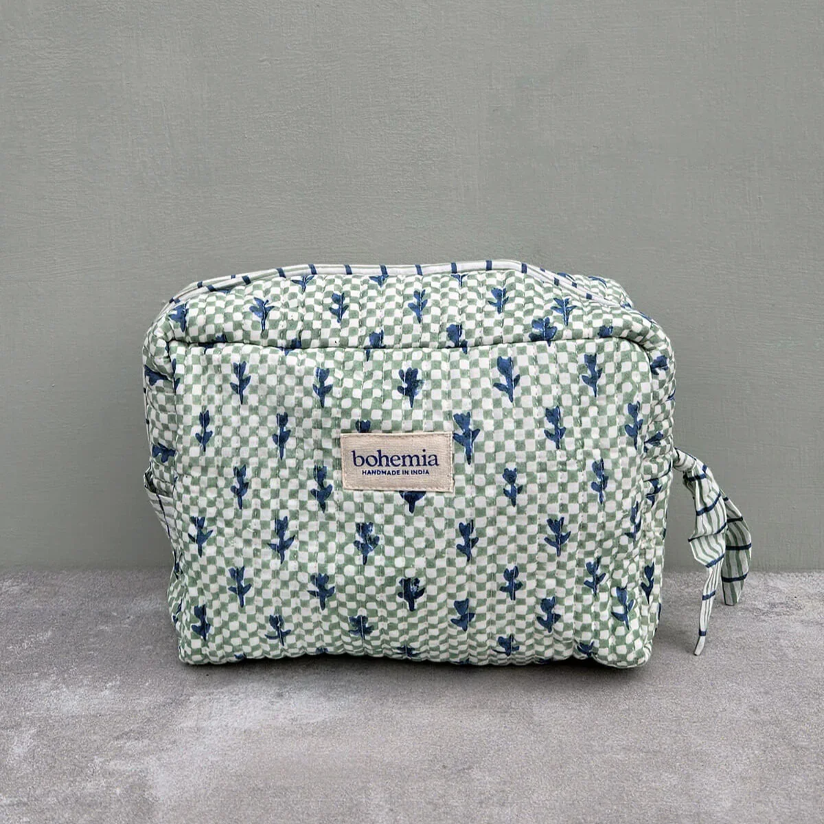 Medium Washbag | Vintage Tulip