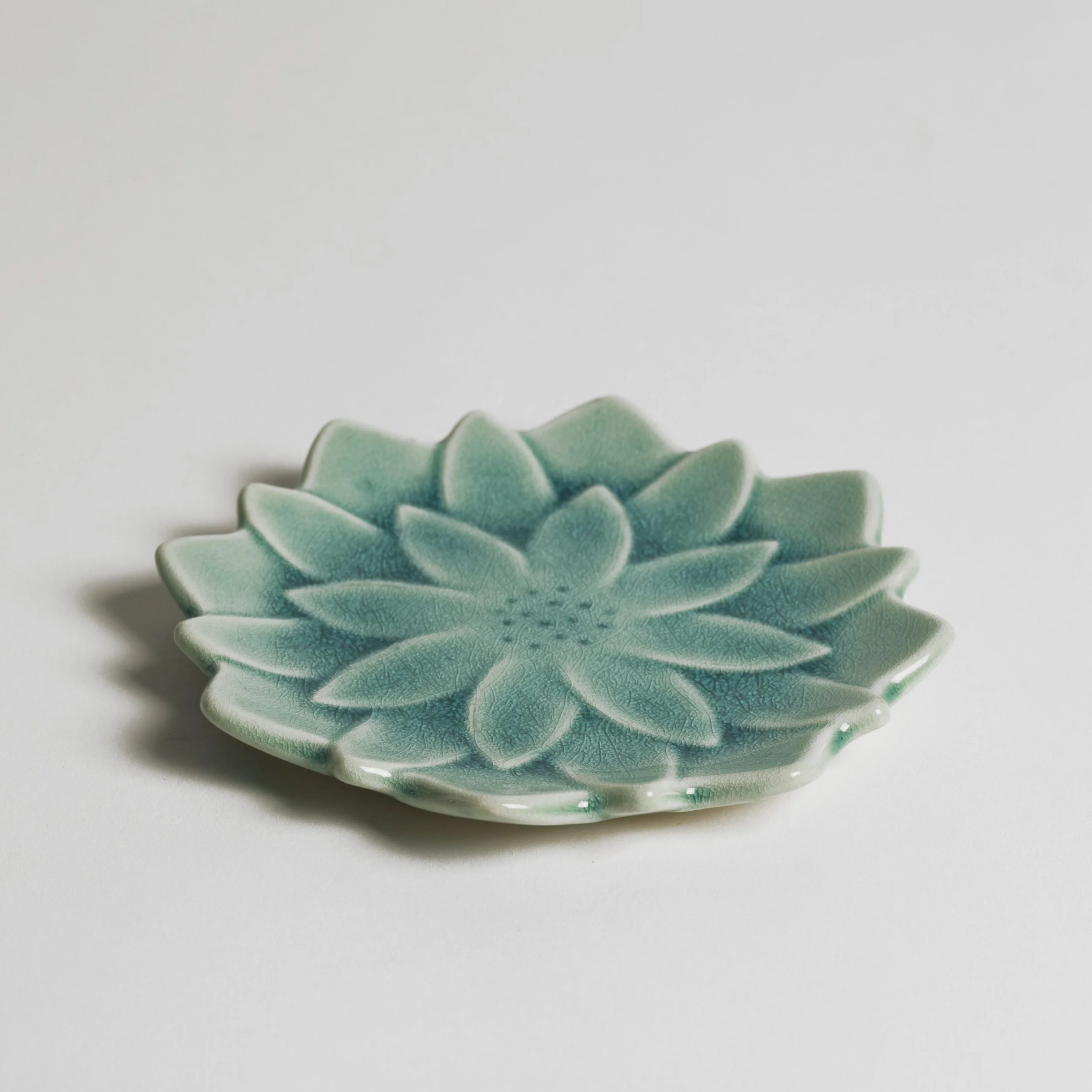 coupelle fleur turquoise dalhia.jpg