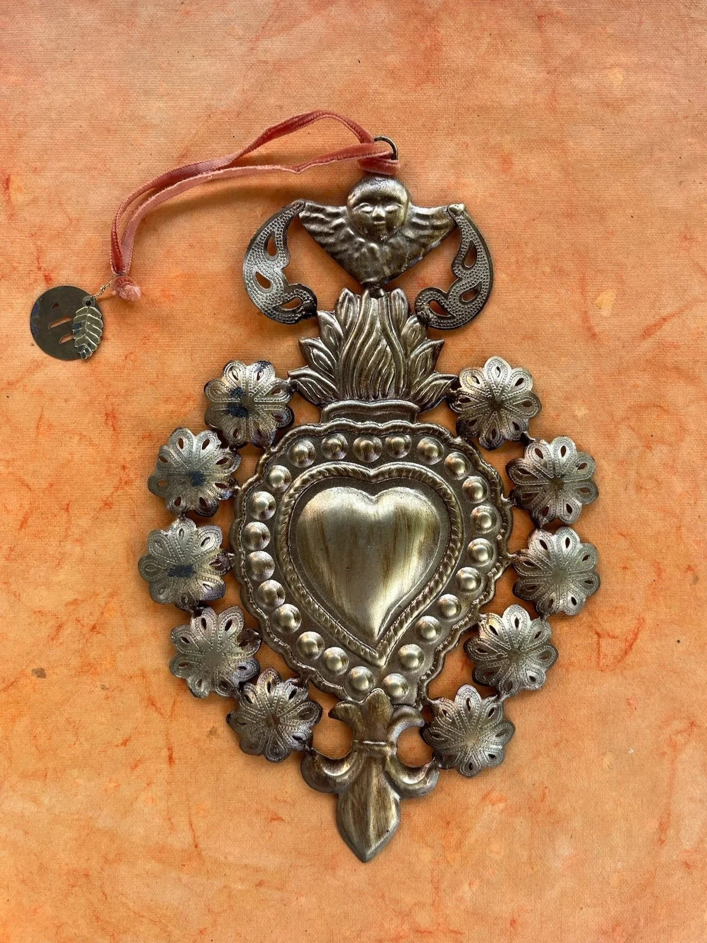 Sacred heart hanging ornament