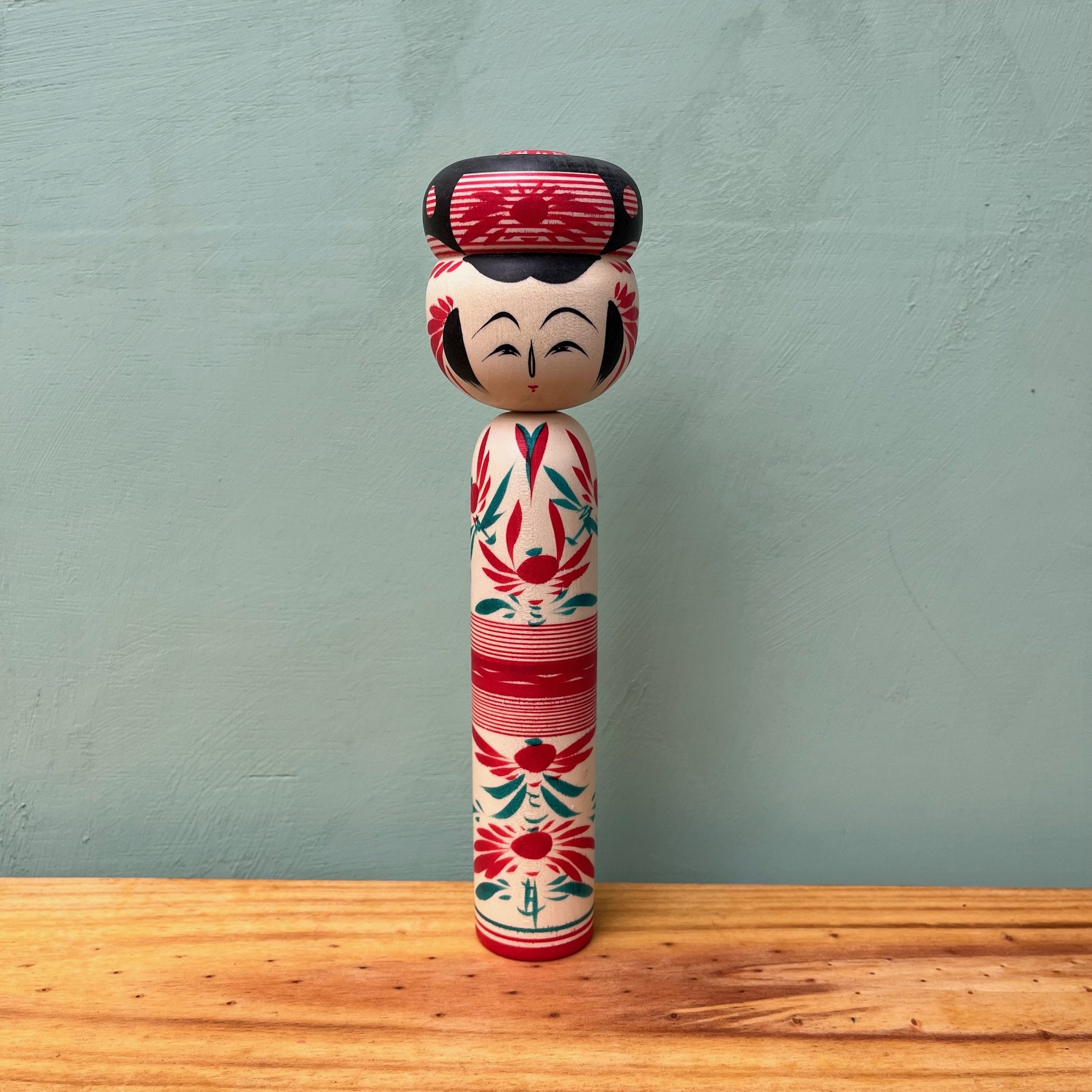 Kokeshi au chignon