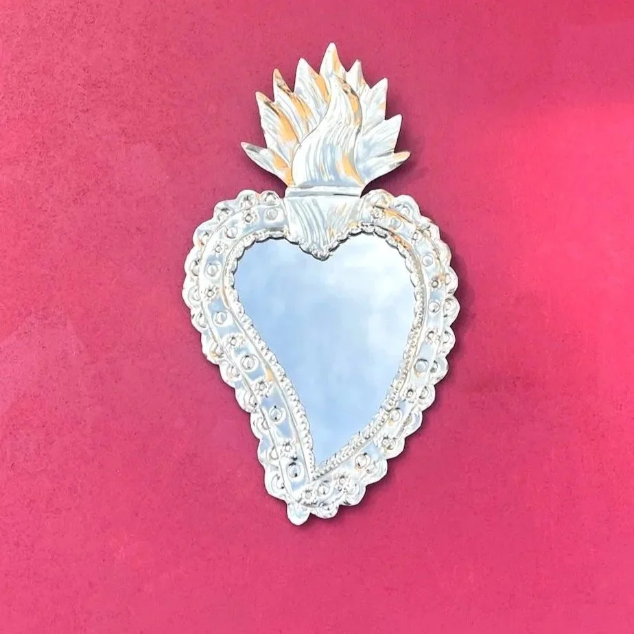 Large Milagro with mirror