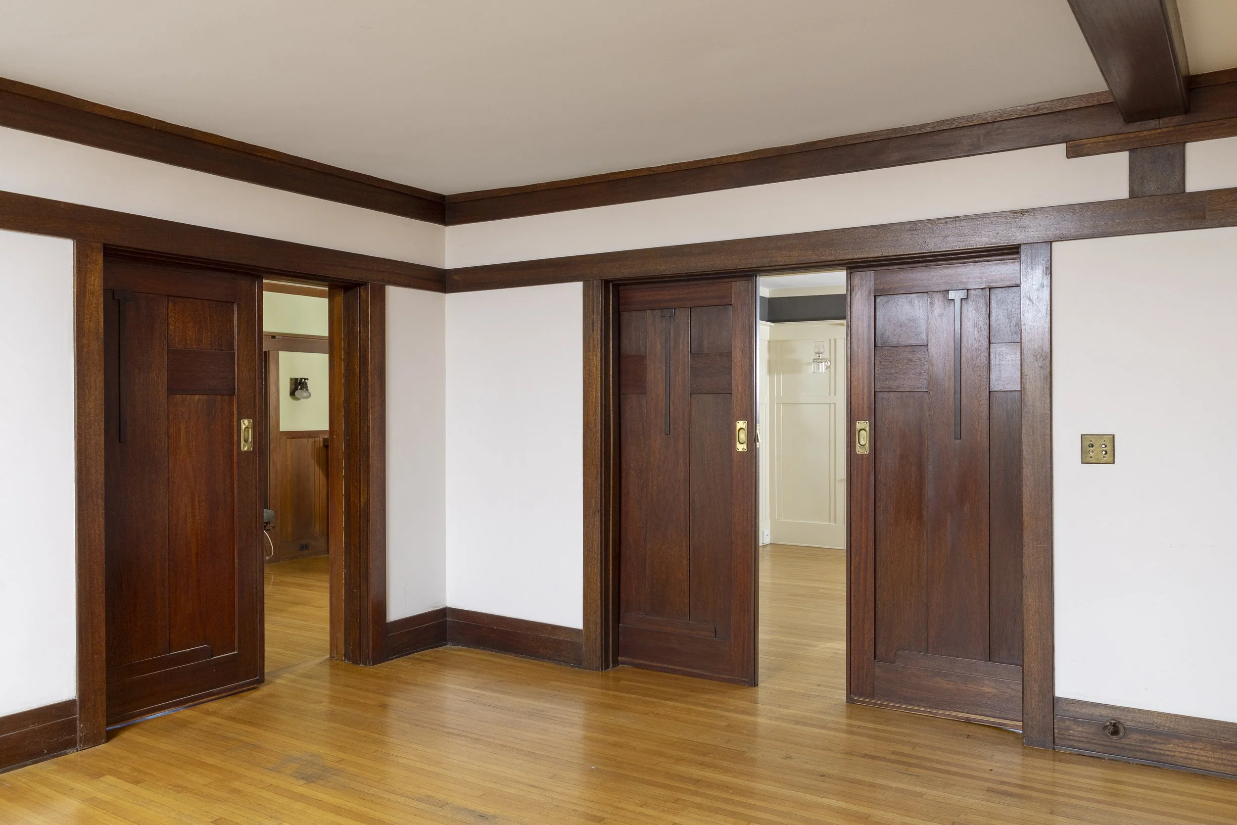 309 Oaklawn_524_PRINT.jpg