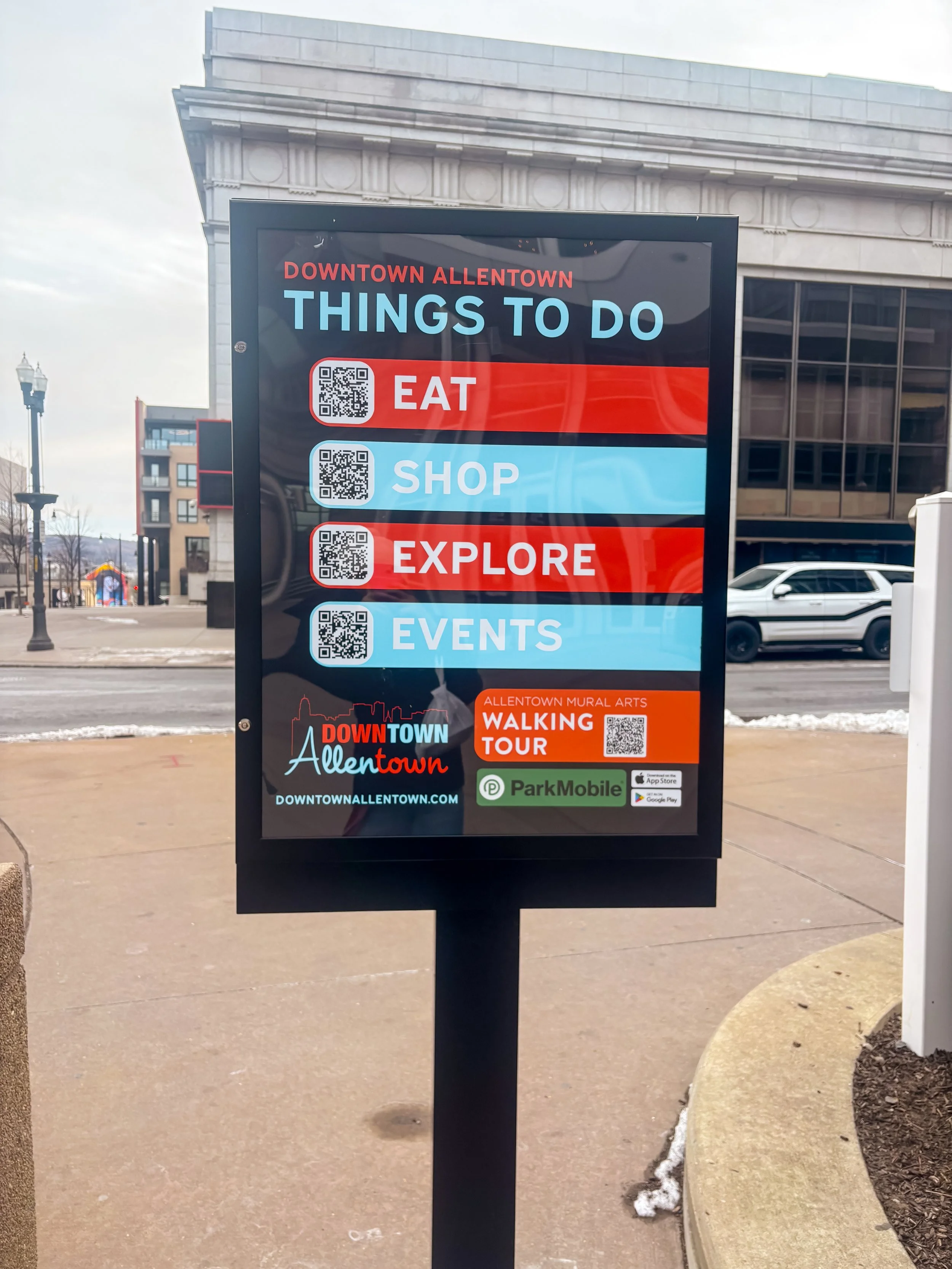 Back of Pedestrian Kiosk
