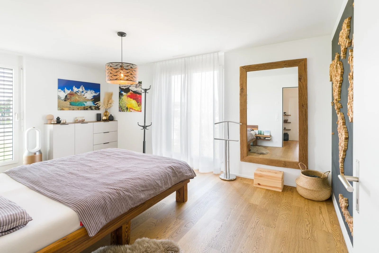 Generous master bedroom