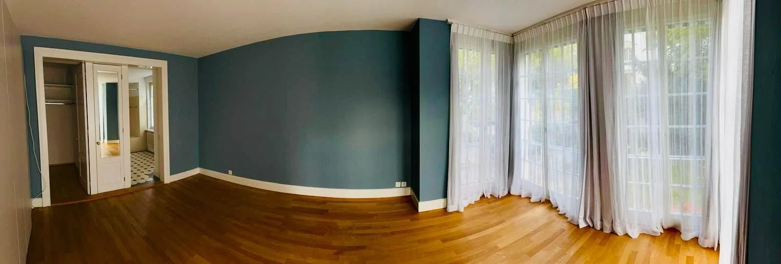 Bedroom1_3.jpg