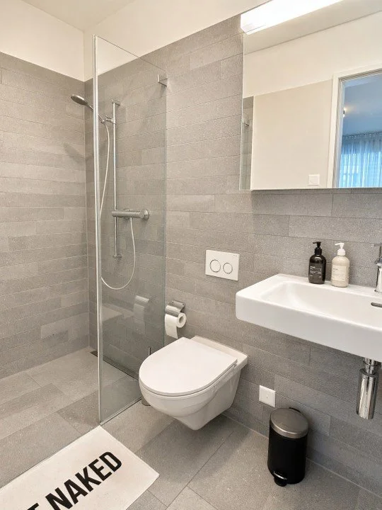 En-Suite Bathroom.jpg