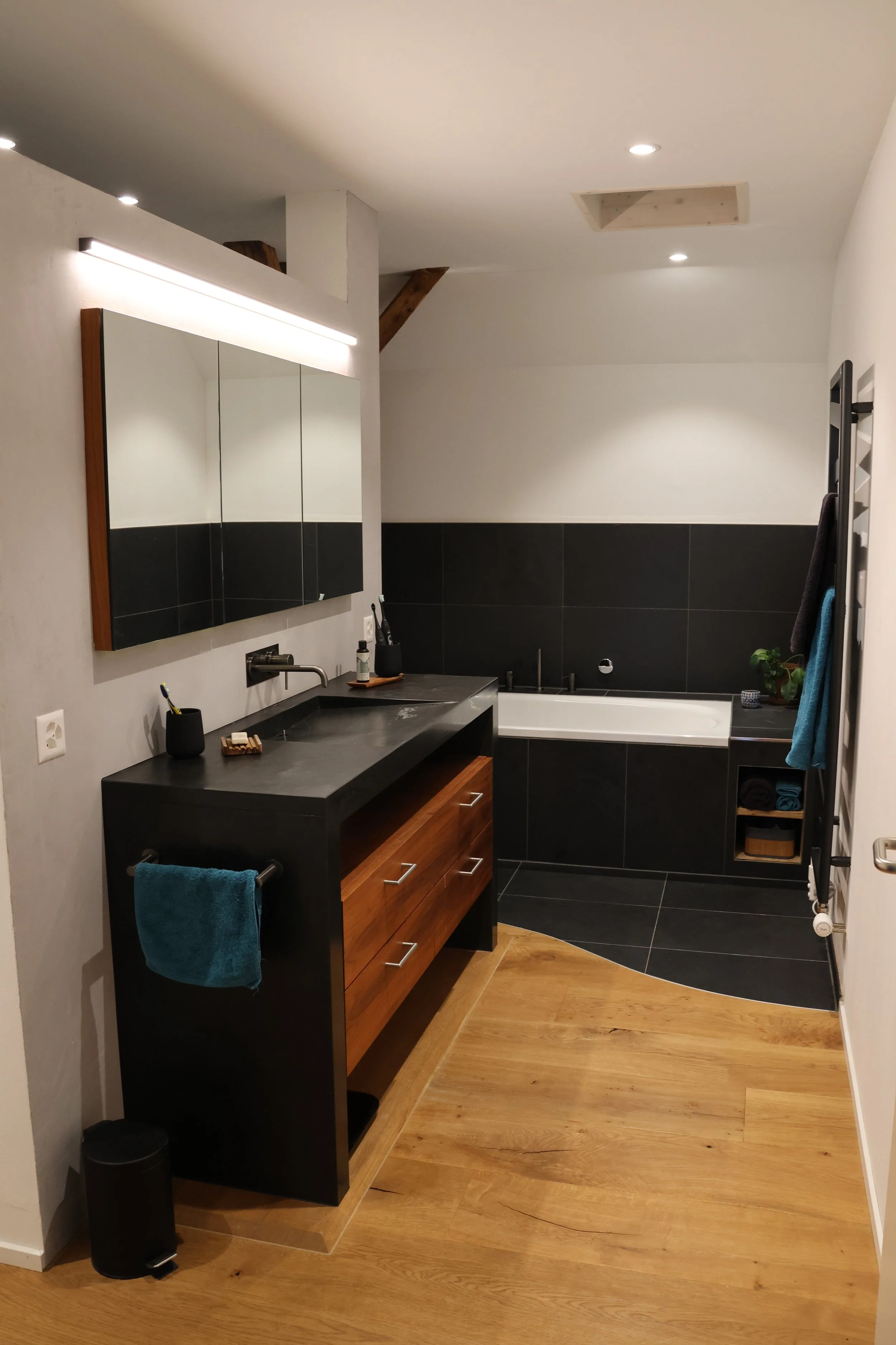 Badezimmer.JPG
