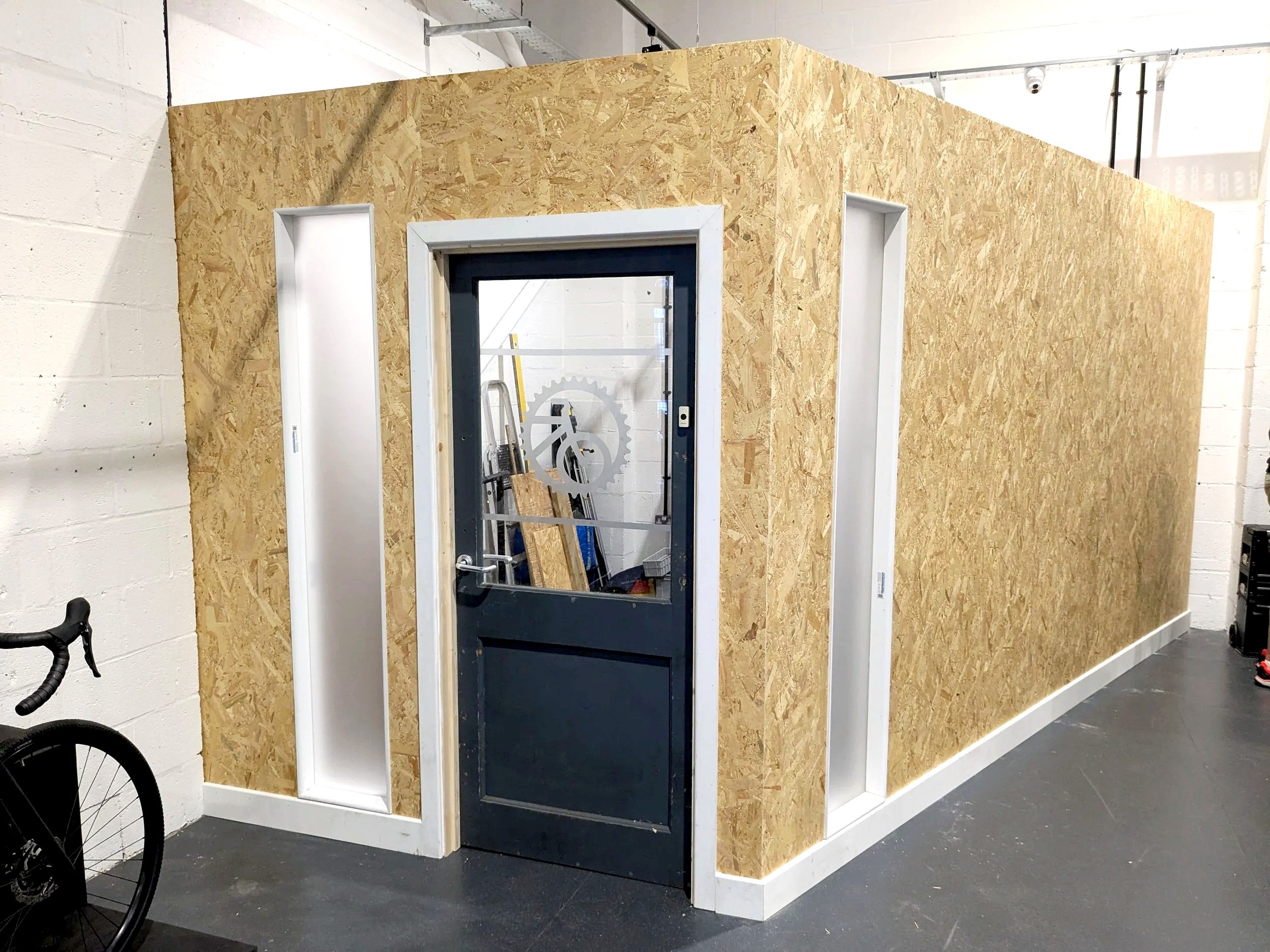 Veloroo shopfitting