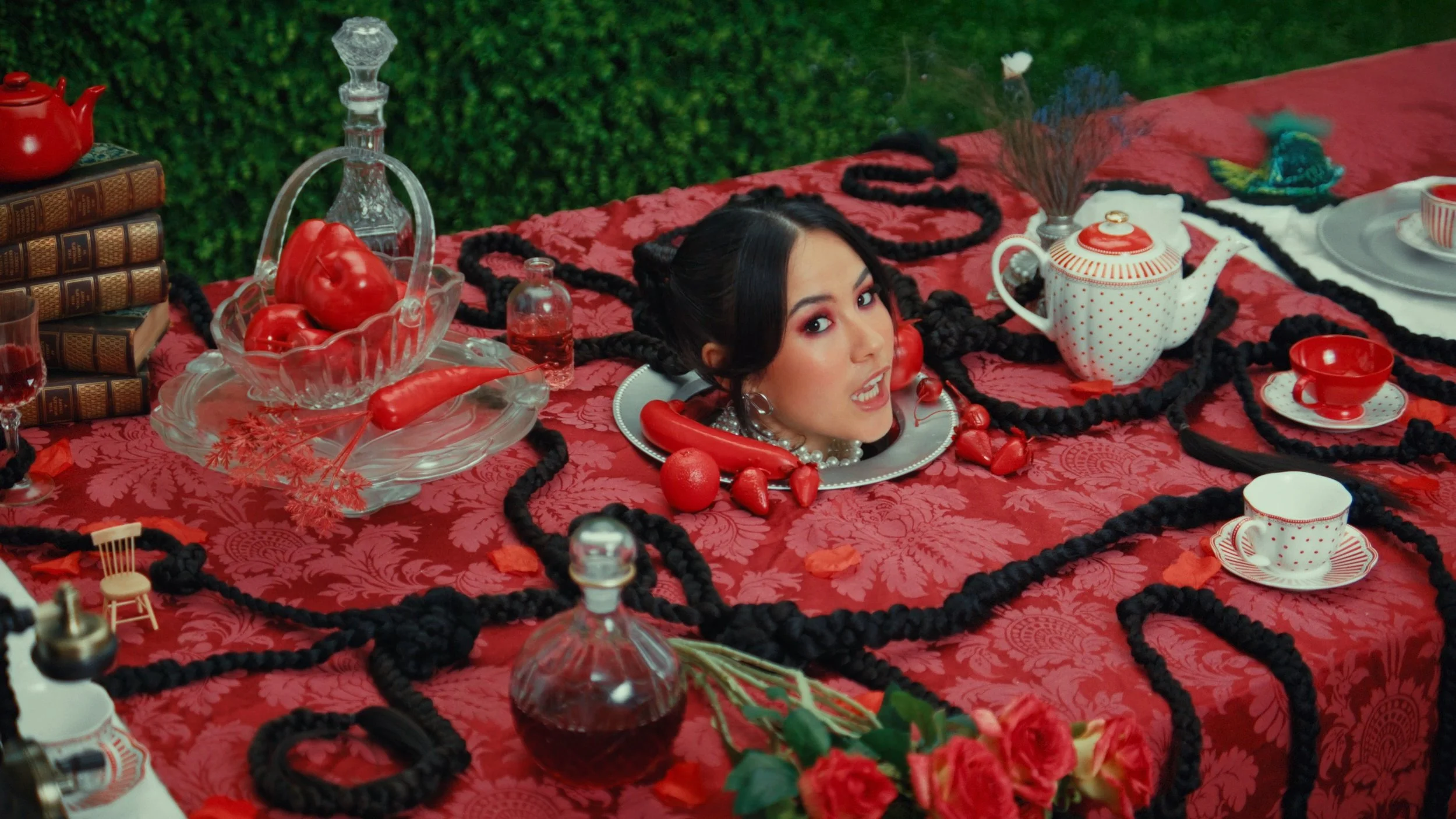 rabbithole_full (2160p).mp4_1.217.1.jpg