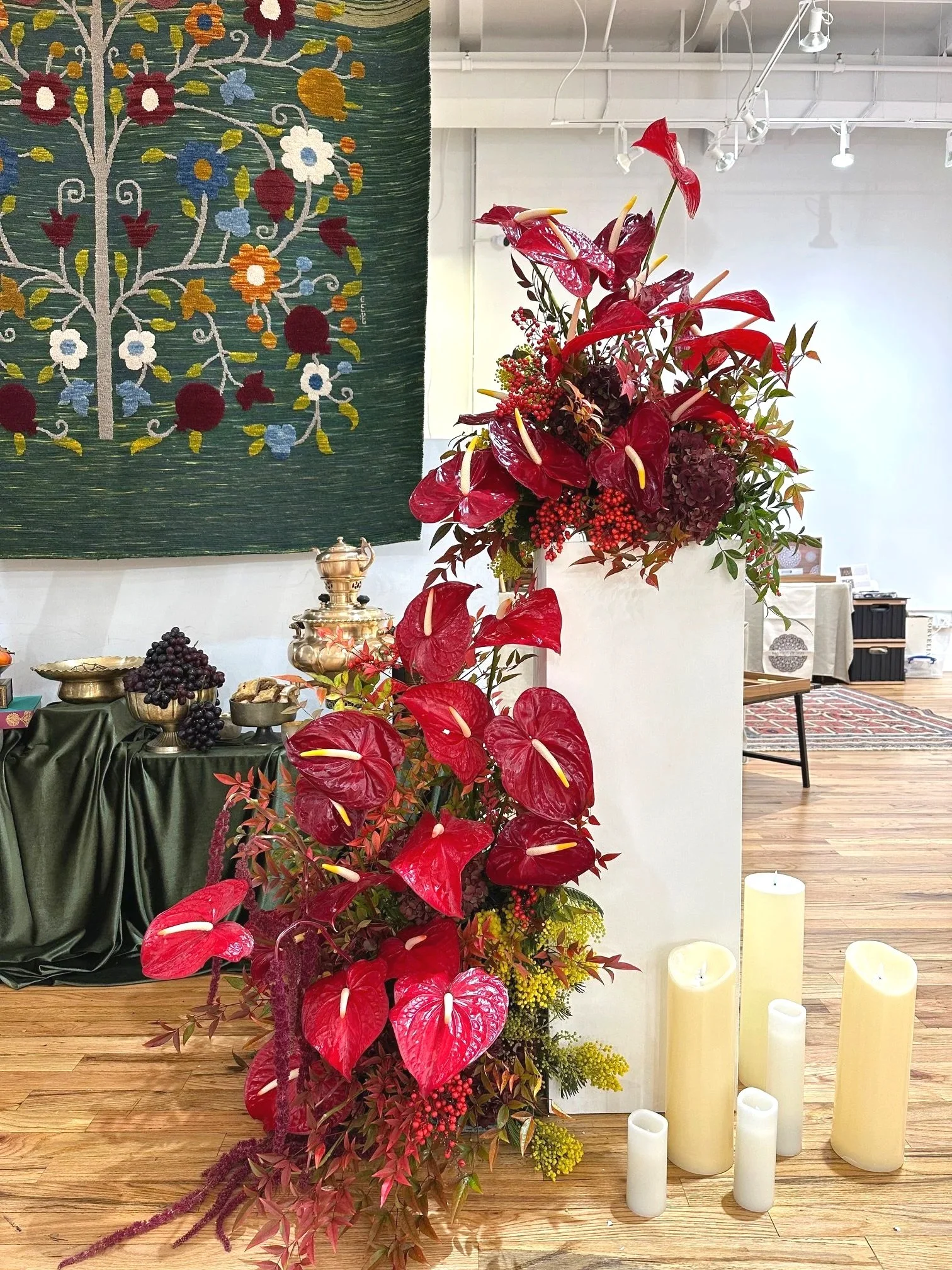 Floral-design-editorial-winter-solstice-event-brooklyn-new-york+%282%29.jpg