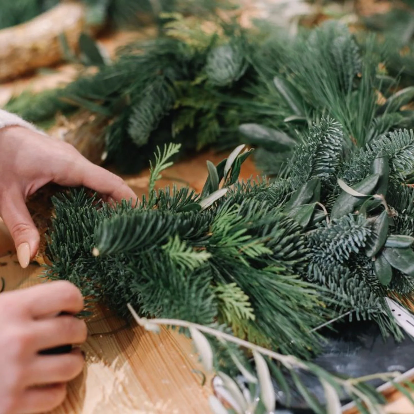 Holiday Wreath Making Workshop Brooklyn Flower Design 5.jpg
