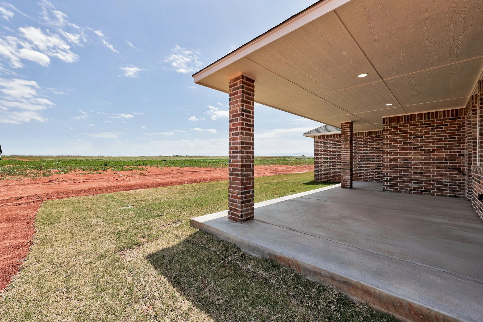 52-web-or-mls-25273 ethan st-52.jpg