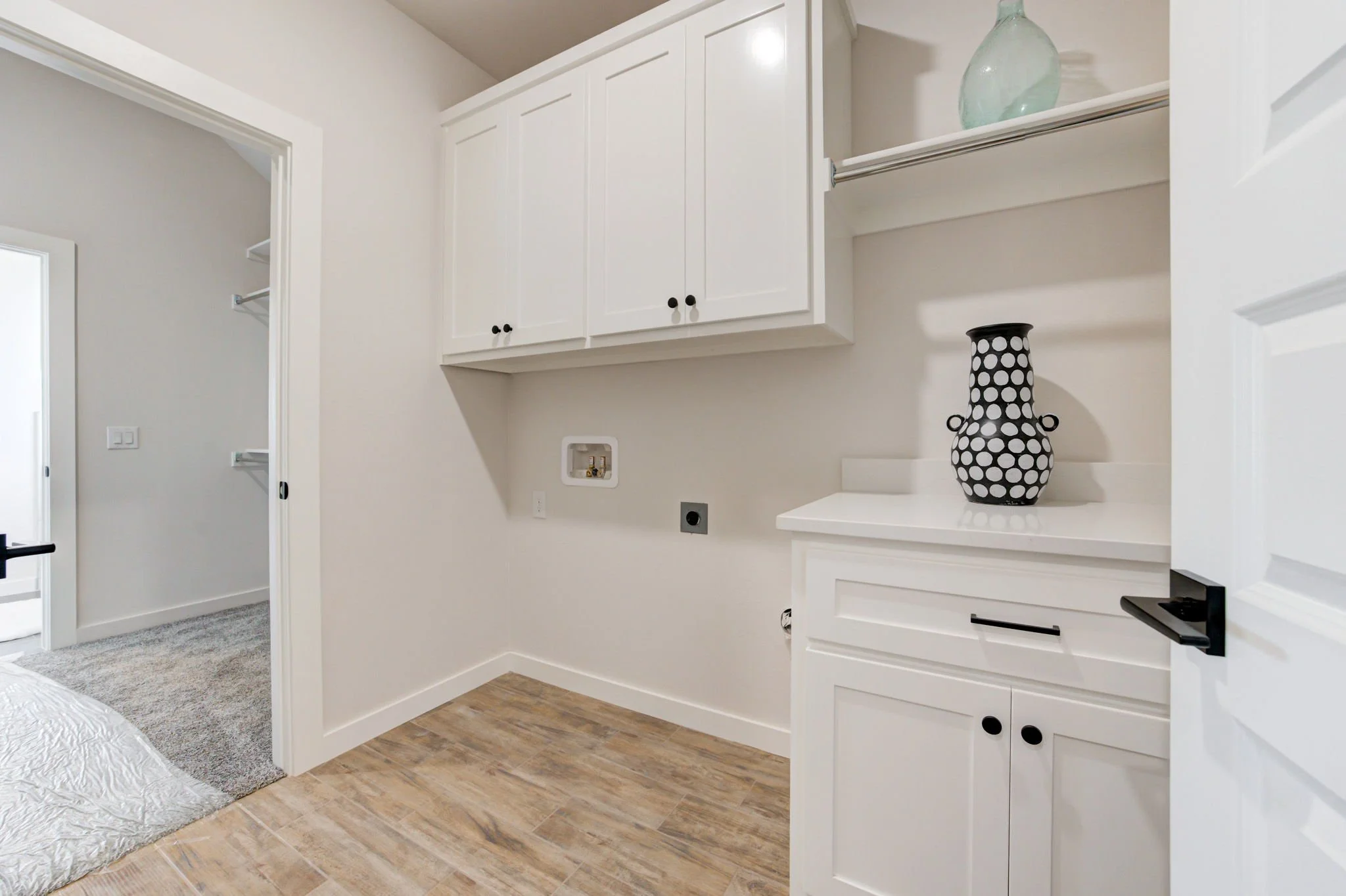 49-web-or-mls-25273 ethan st-49.jpg