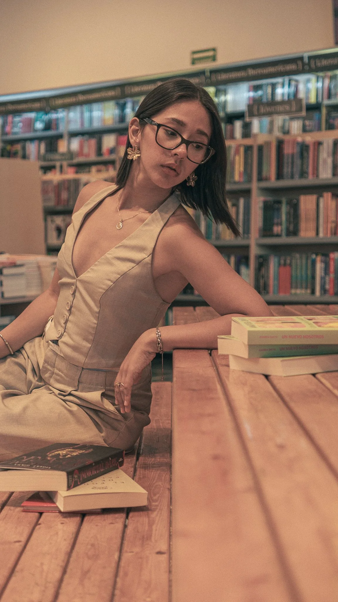 ALEX BOOKWORM-08.jpg