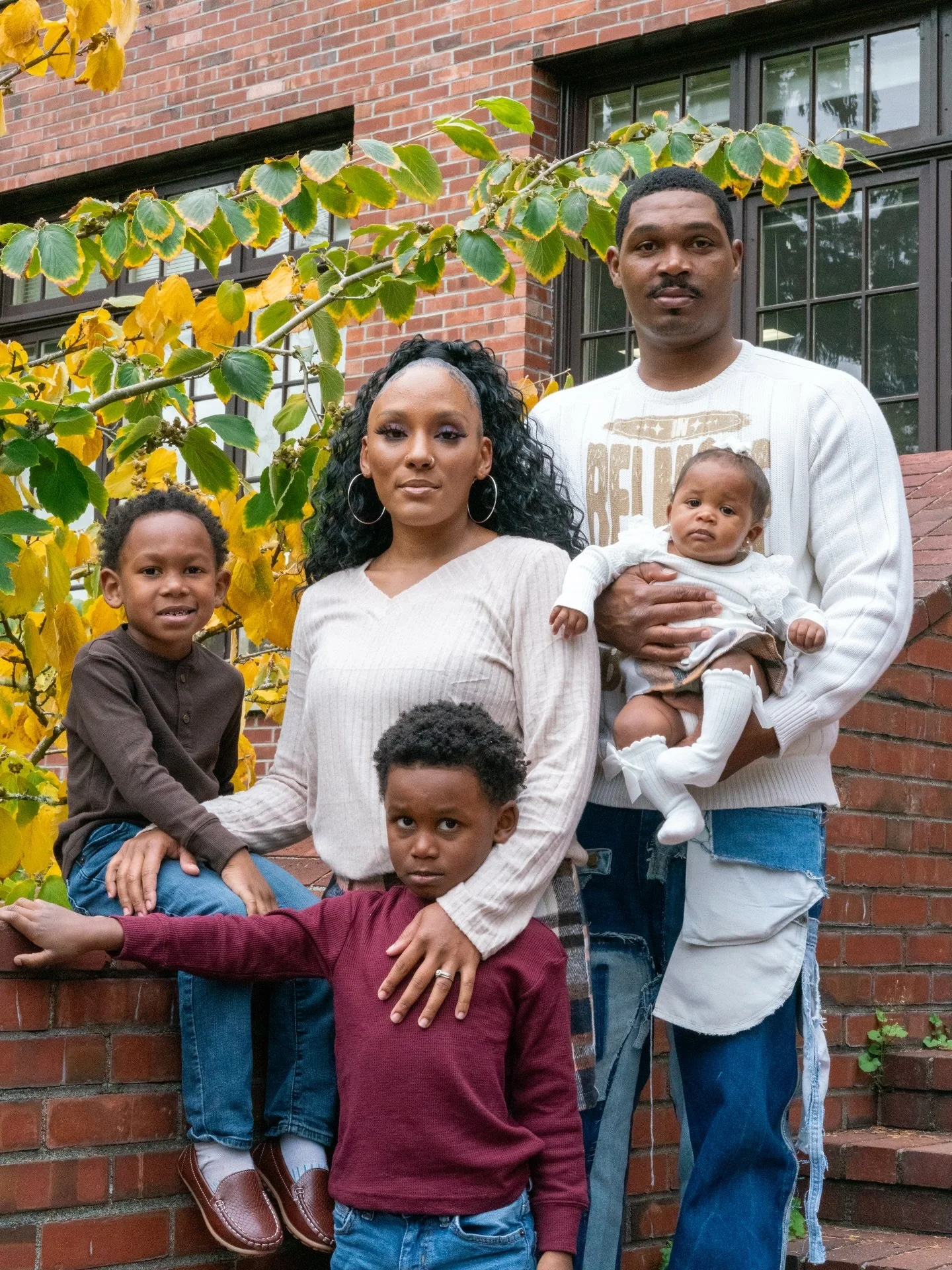 Soooooo @belmore.inc single-handedly made me fall in love with family portraits. 😭

When @kiairataughtyou approached me about this, I was hesitant because I hadn&rsquo;t really done something like this before. 

But by the look of these photos I don