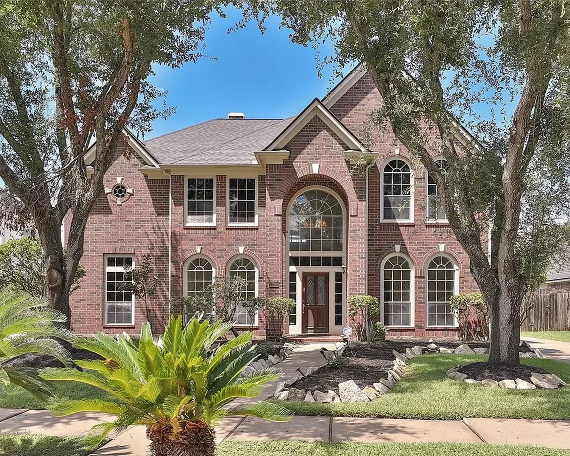 For Sale:               2306 Sparrow Branch Court, Sugar Land TX 77479