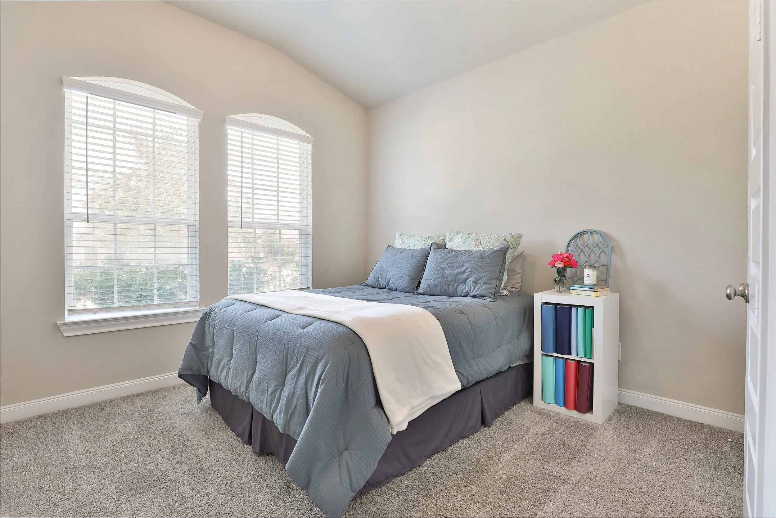 8831ArchRockDr_0007.JPG