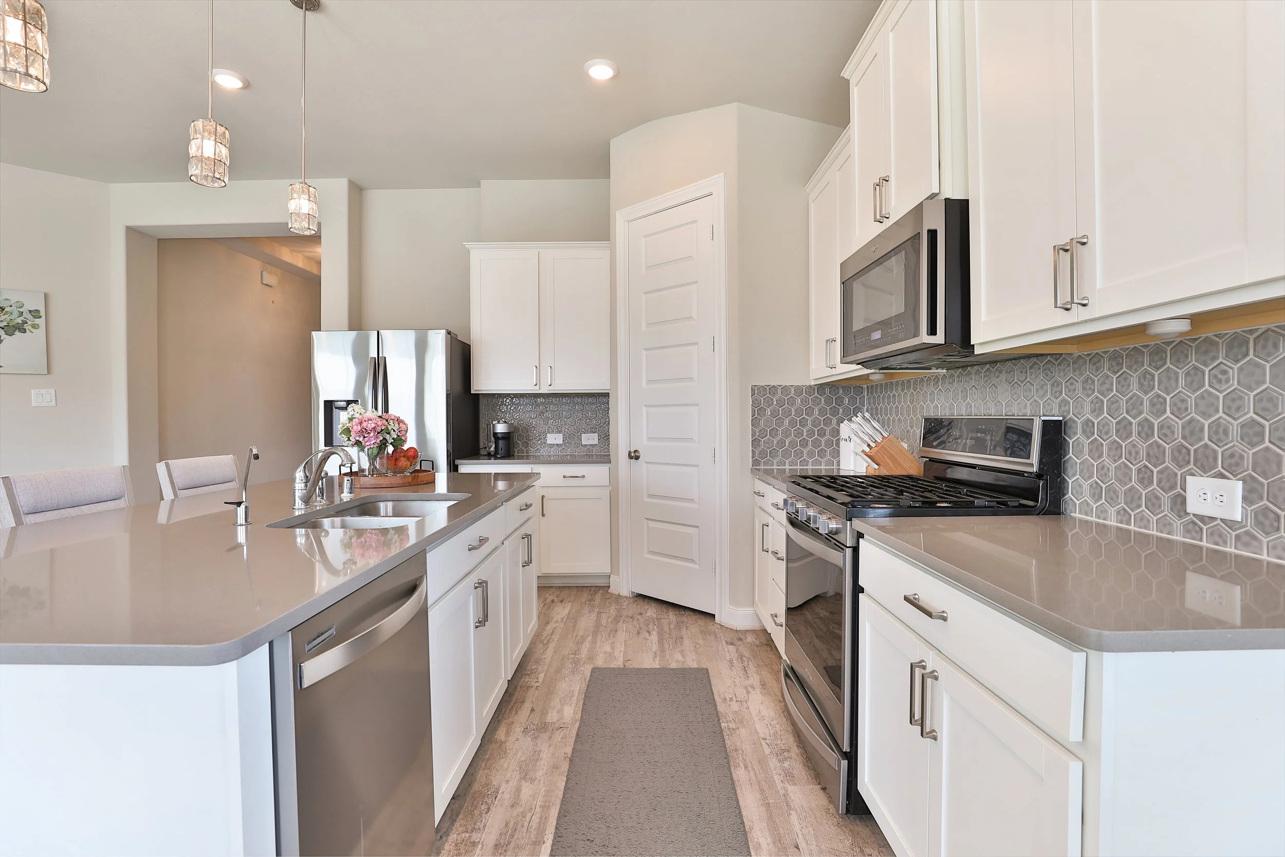 8831ArchRockDr_0019.JPG