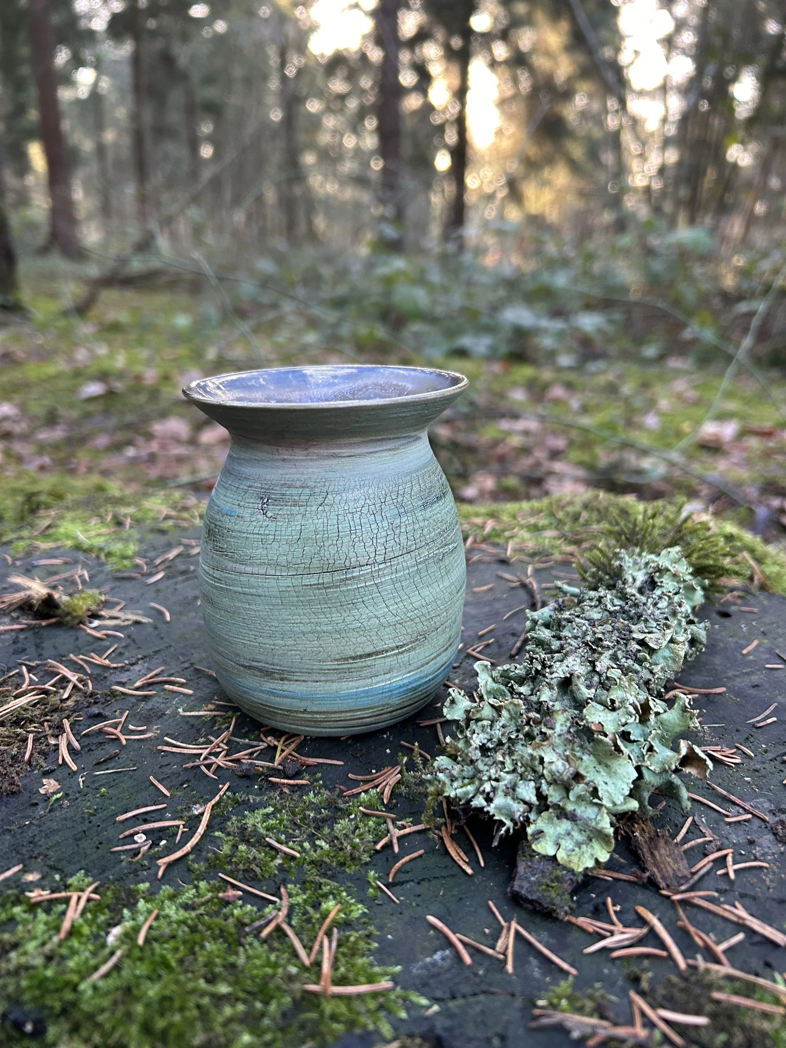 Crackle Lustre Vase Light Green Grey 8.jpg