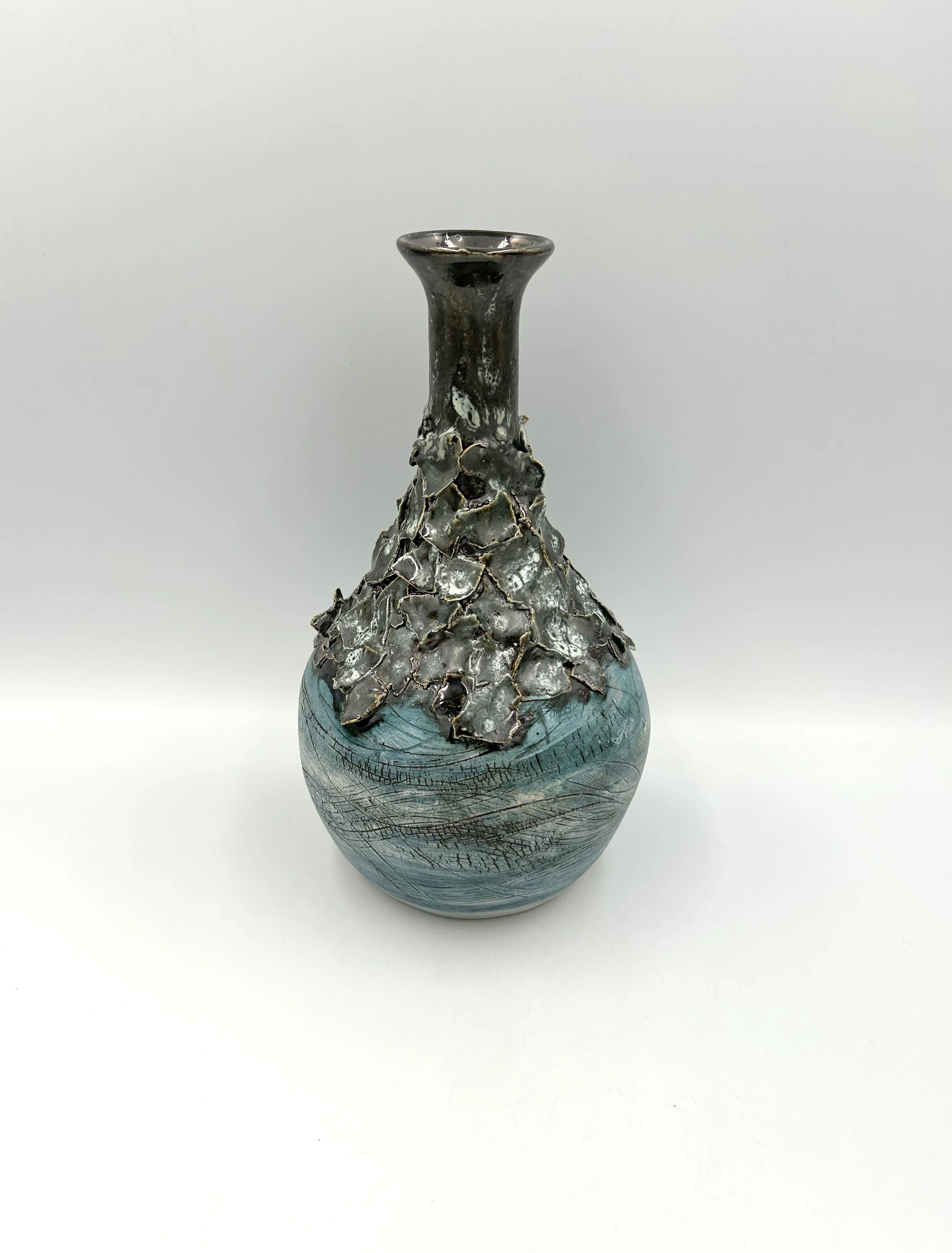 Crackle Fragment Vase Blue Lustre 2.jpg