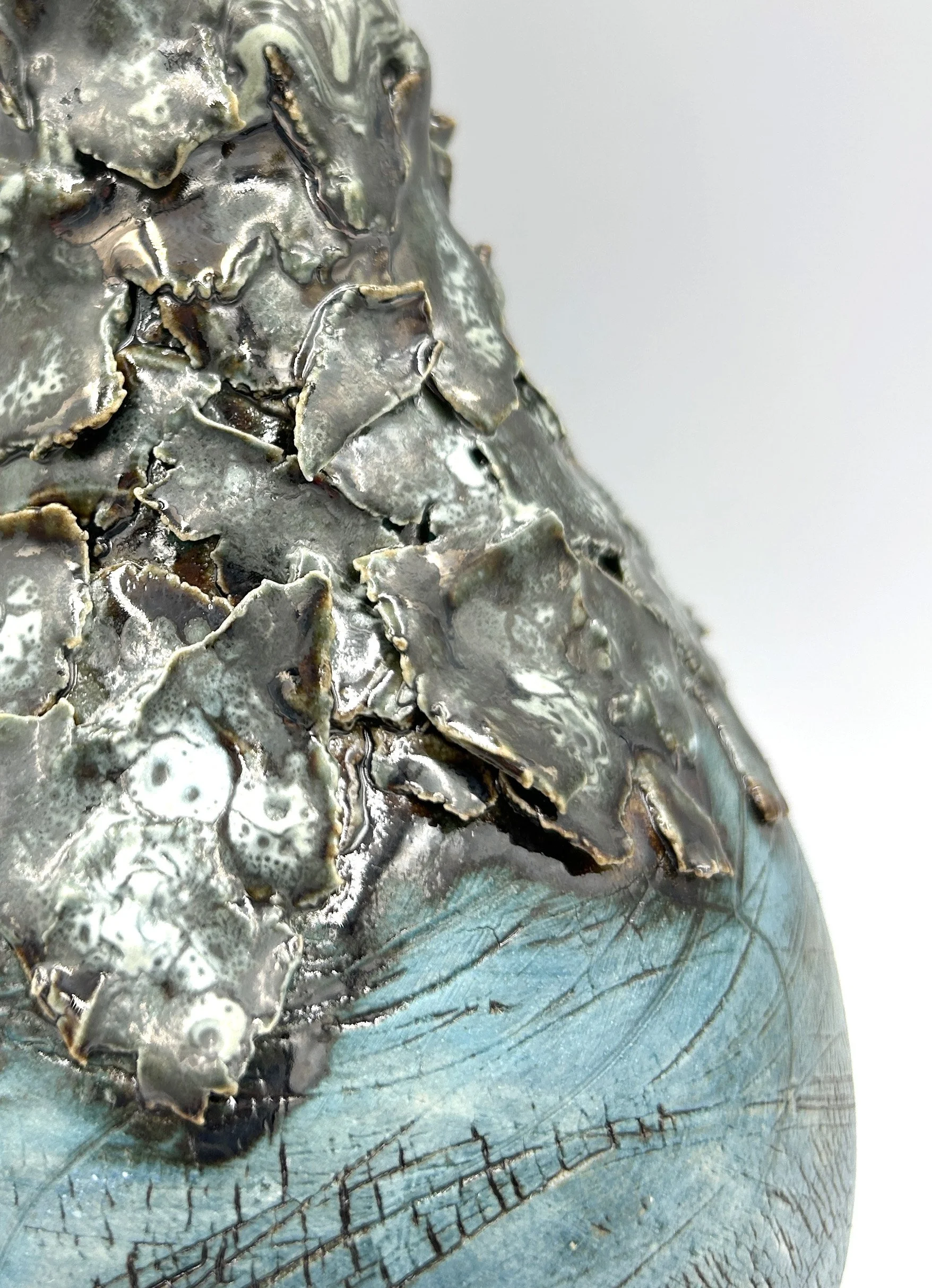 Crackle Fragment Vase Blue Lustre 4.jpg