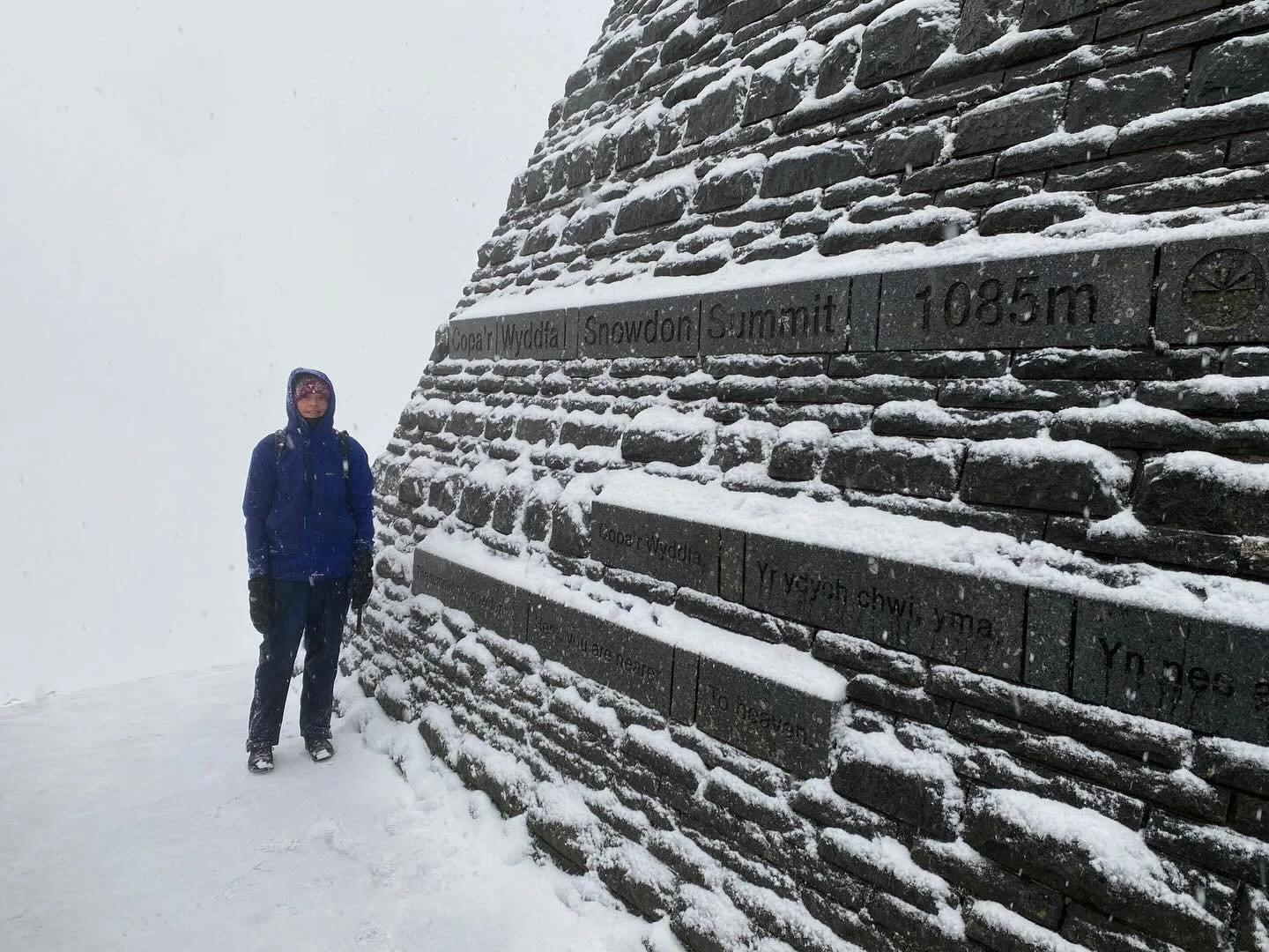 Fritha toughed out the conditions at the weekend &amp; made it to the summit of Snowdon! Nice to see some of the white stuff, we don&rsquo;t get much down our way&hellip;#snowdonianationalpark #yrwyddfa #wintermountaineering #snowdon #getoutside