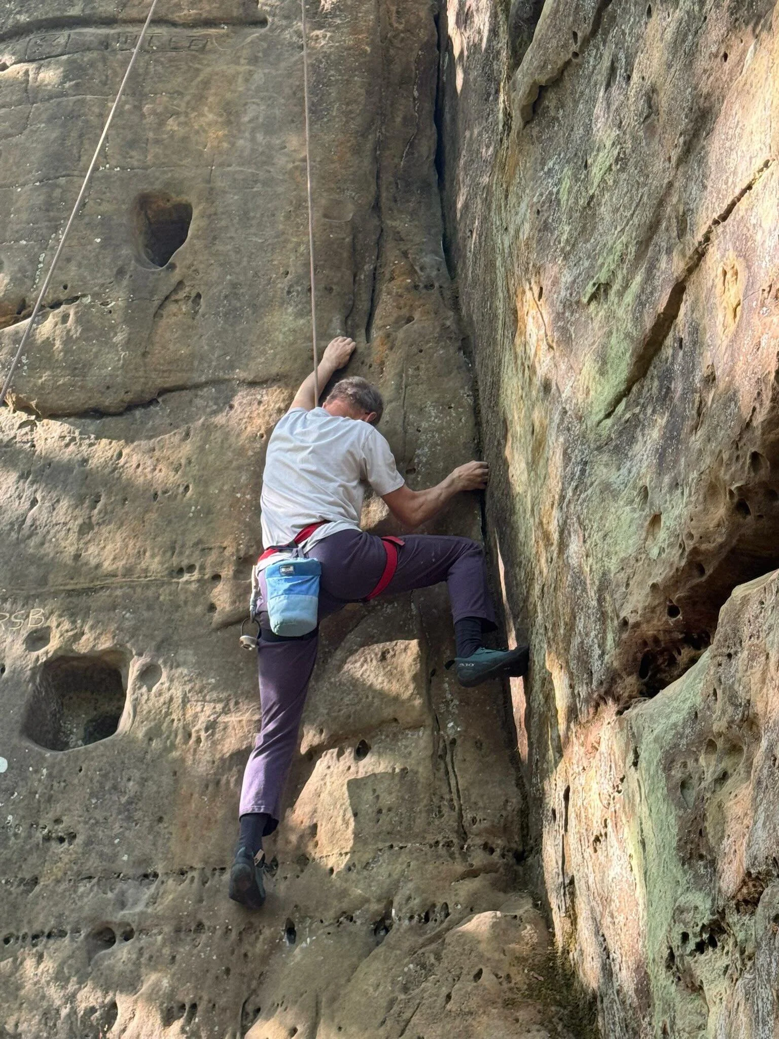 The guys enjoying the bank holiday heat at Under Rockes, one of the lesser known Southern Sandstone crags 
(Evening Ar&ecirc;te and a few routes on Uganda Wall: Central Crack, Magic Pebble and Fireball. All 6a &amp; above&hellip;) #climbing #southern