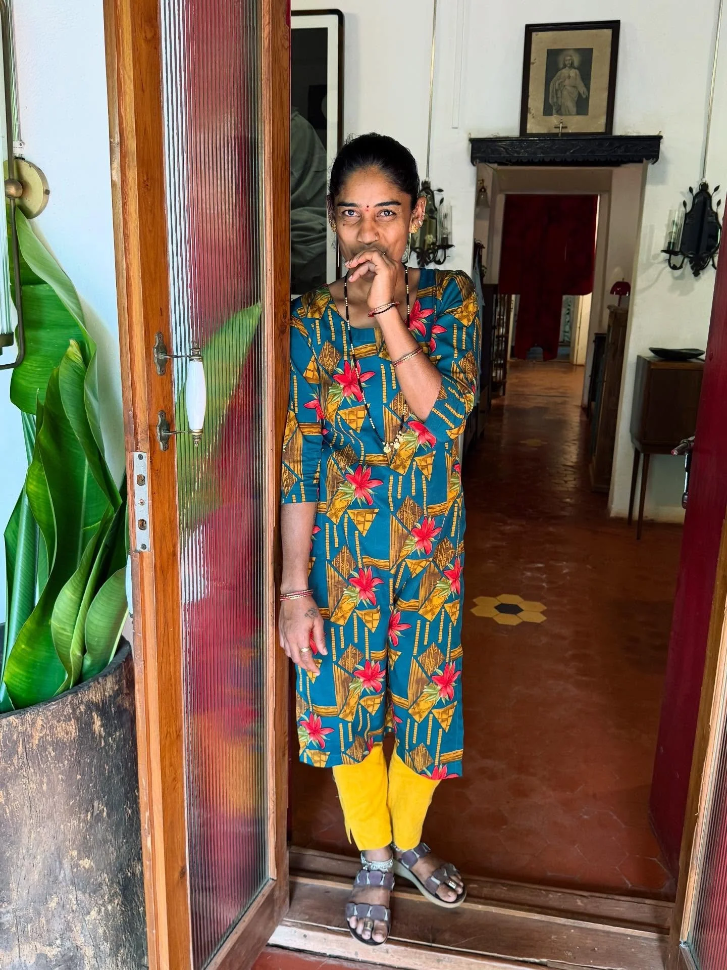 Loving this heady mix of Goan vernacular architecture, art and design. A slow burn that grows on you 🔥