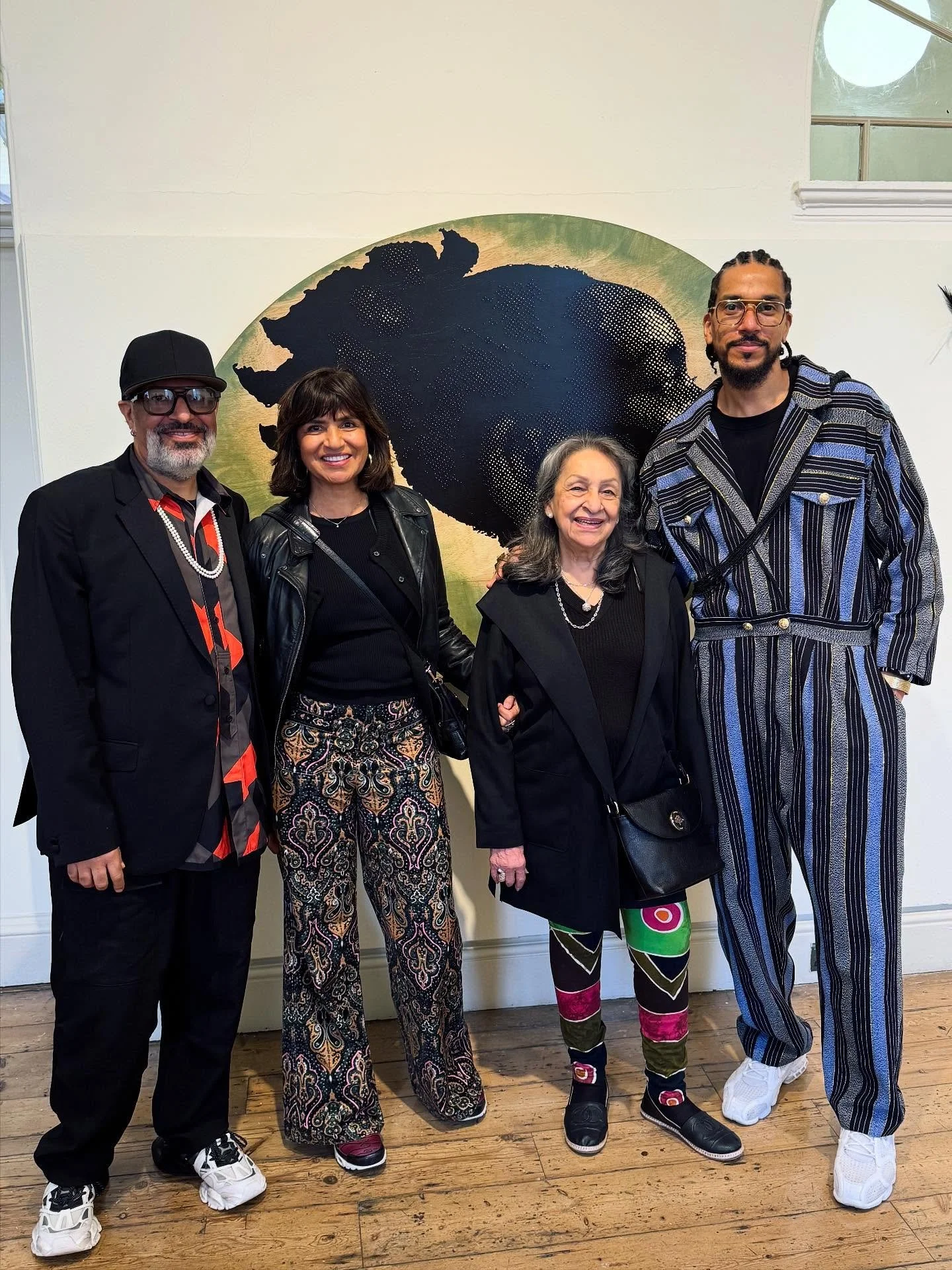 October was a Diwali blessing with friends and family on both sides of the pond, and art always 💖