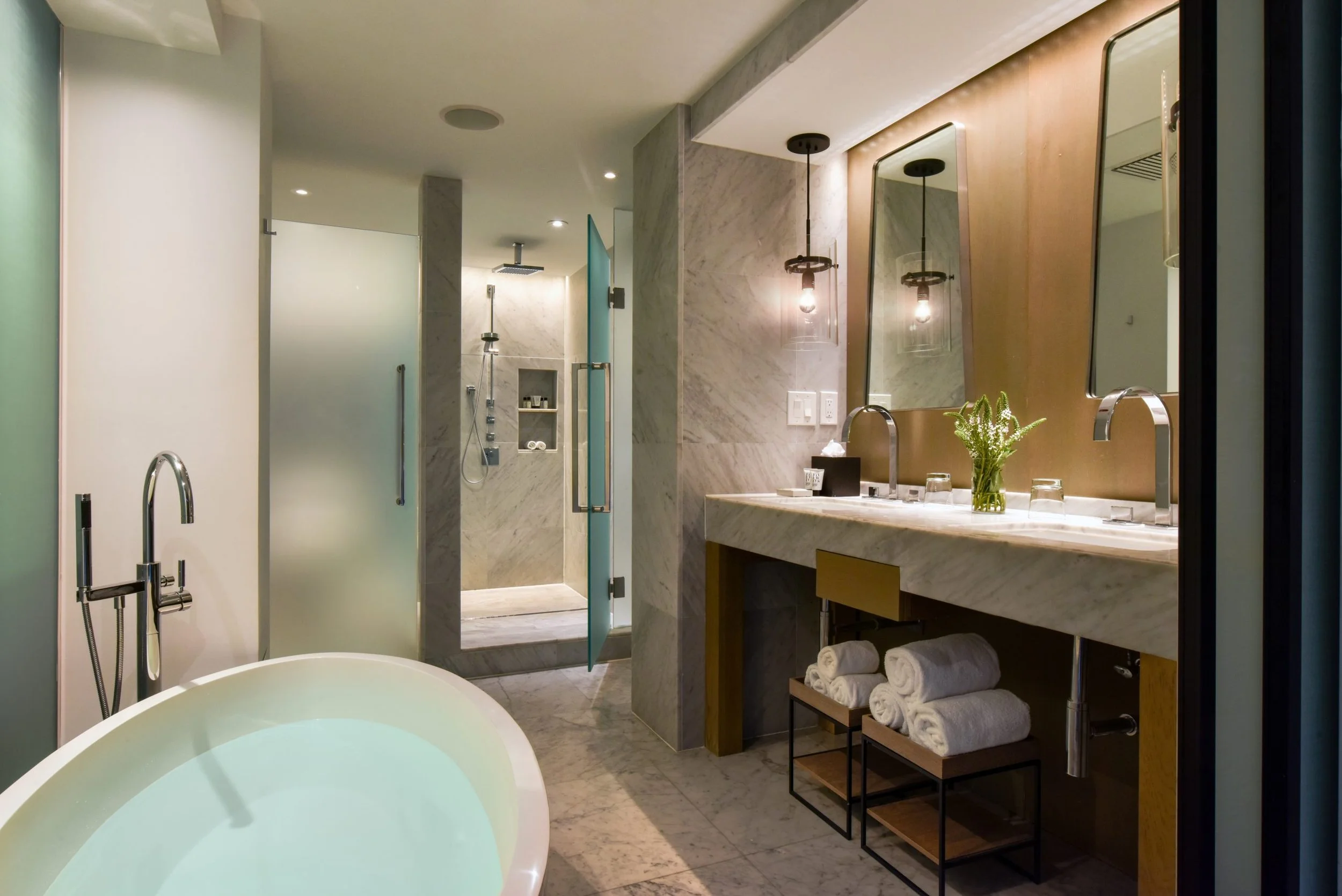 KHaydenVictorPenthouseBedroom2Bathroom-scaled-1.jpg