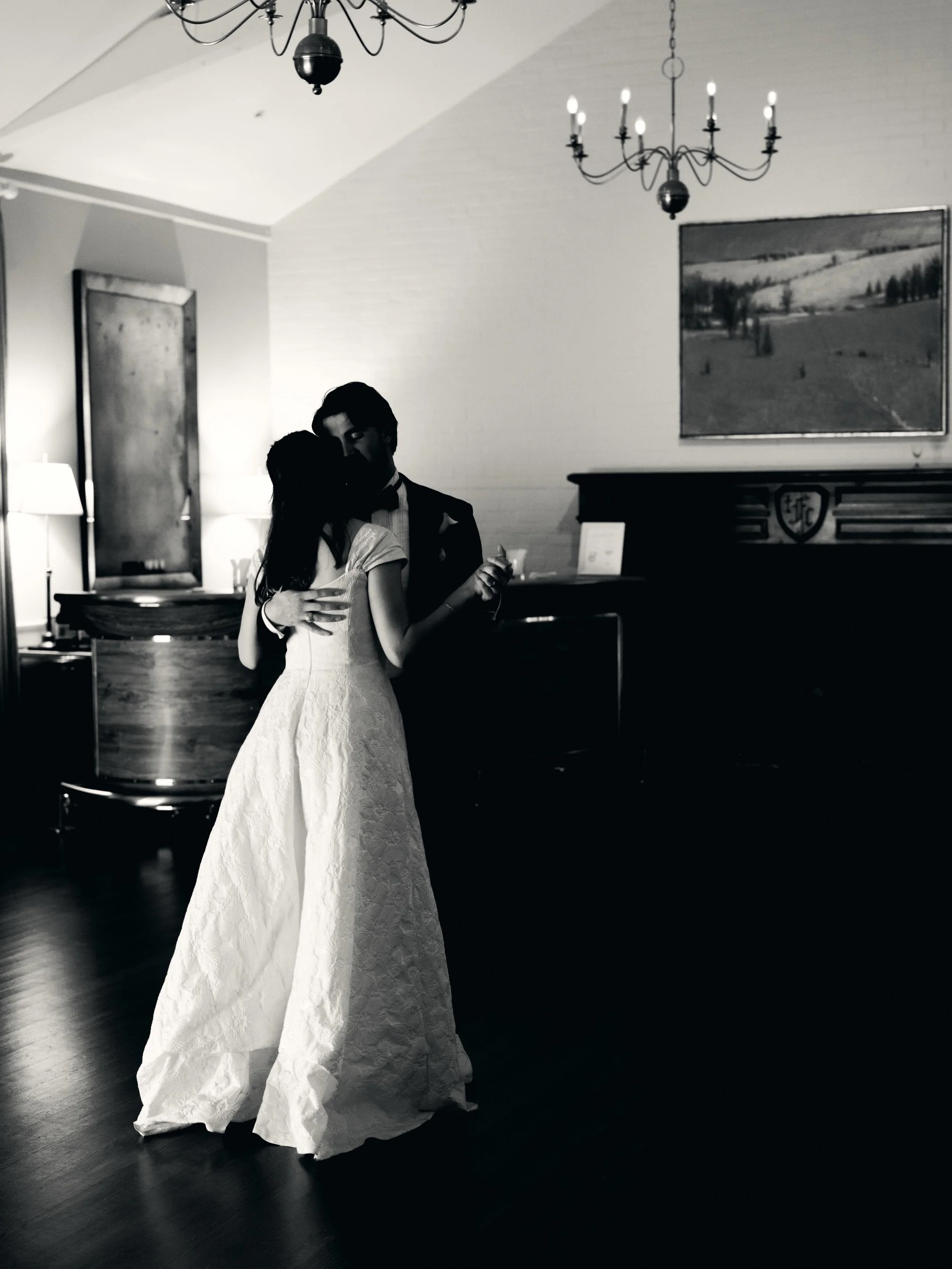 Whenever I photograph weddings, I love finding those photos where I feel as though I&rsquo;ve been let in on a well kept secret&hellip;.and the thing is, I usually only capture 1-5 of these at a wedding if I&rsquo;m lucky. This first photo is definit