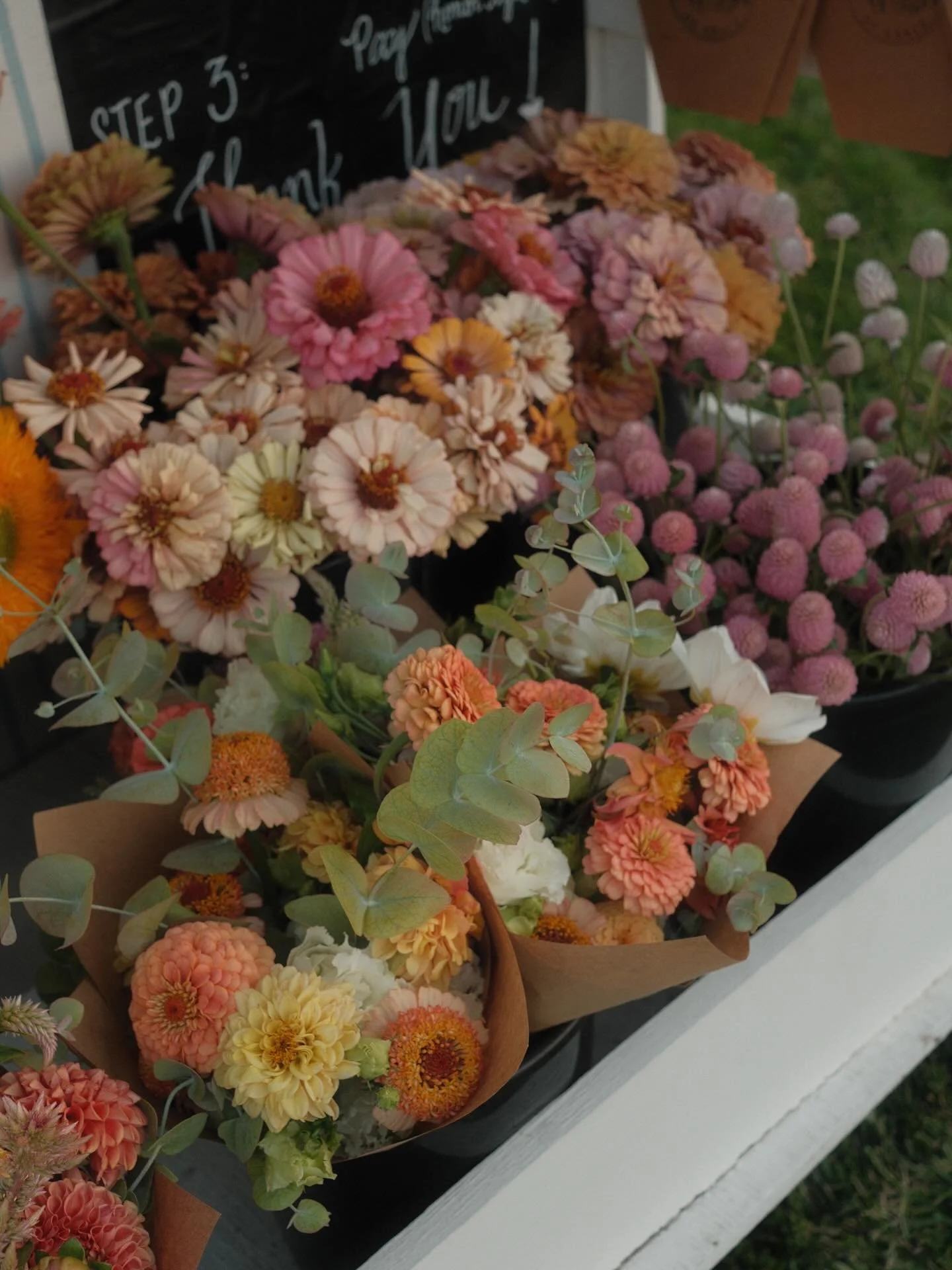 🌸 Mixed Flower Bouquets for Sale! 🌼

This Friday, September 26th at 8 AM &mdash; fresh and ready to brighten your day! ✨

#FreshFlowersFriday