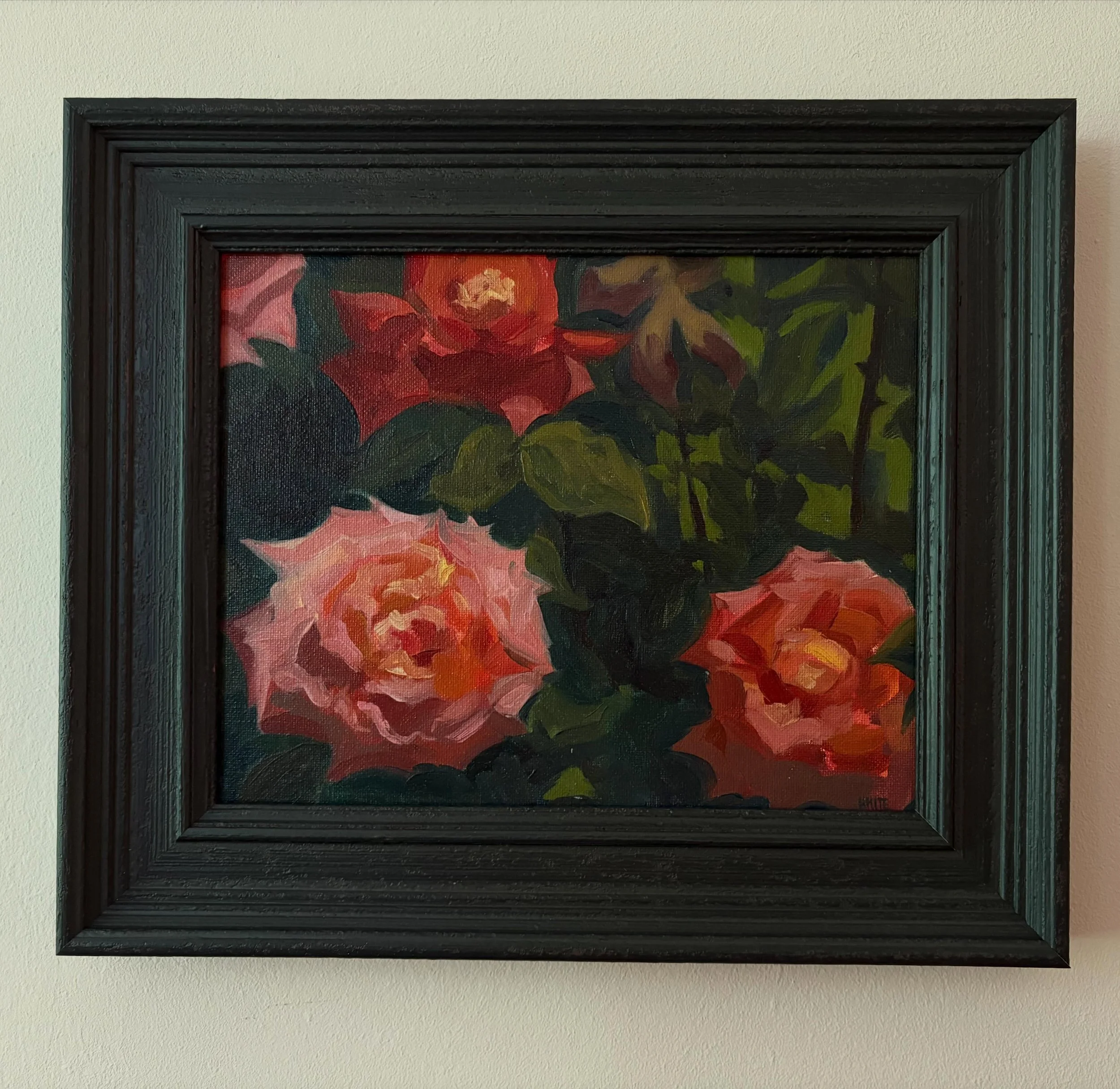 De Beauvoir Roses 2, oil on panel, 7&rdquo;x9&rdquo;. DB Roses 1 still available on my website (link in bio). One from a couple of years ago framed and on the wall.

#oilpainting #oilpaint #stilllife #painting #realism