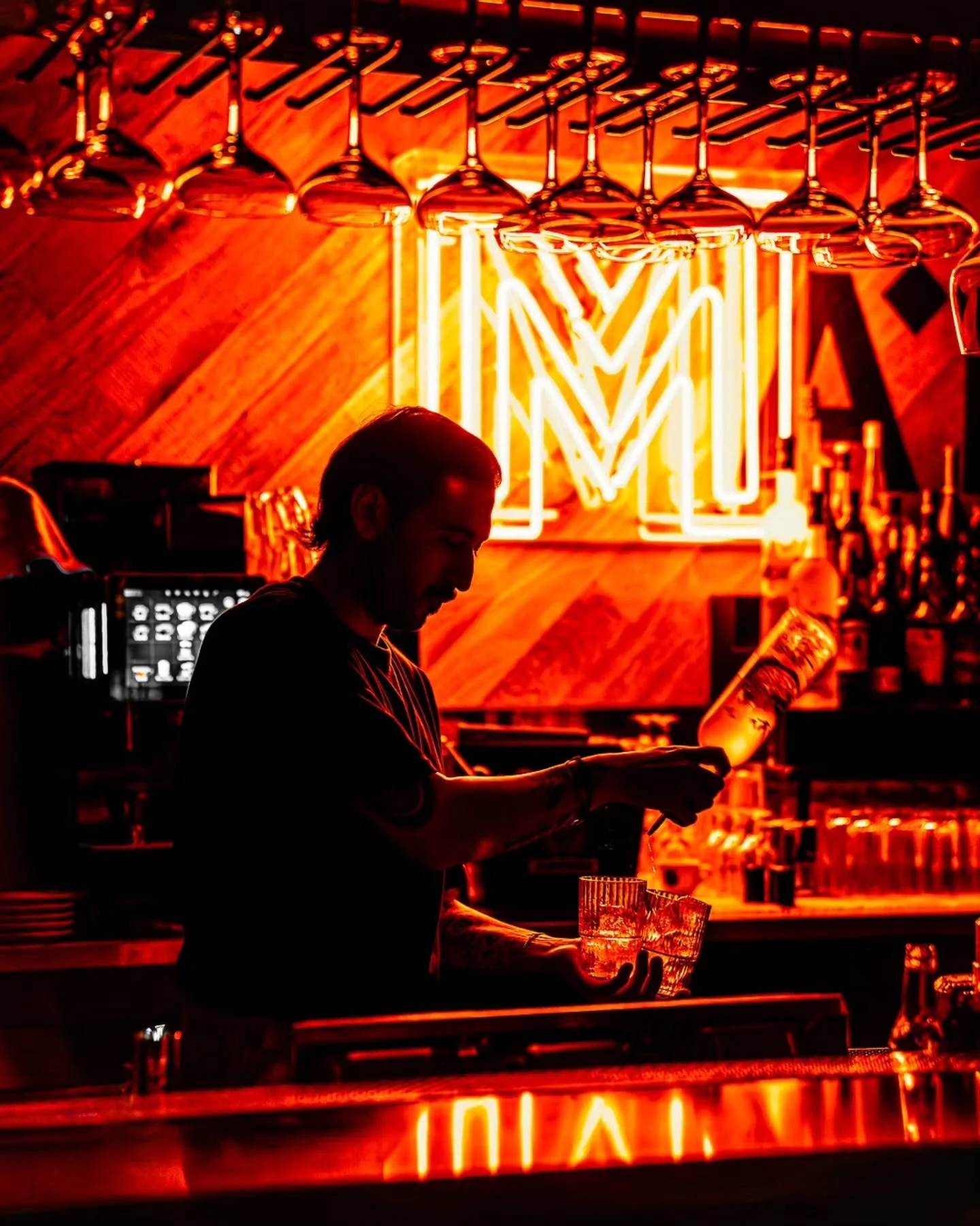 My favorites from last Saturday with @divedeeplabel in @madamamsterdam_ 🫡📸
-
-
-
-
-
-
#photography #eventphotographer #eventphotography #madamskybar #amsterdamnightlife #amsterdam #musicphotography #picoftheday #housemusic