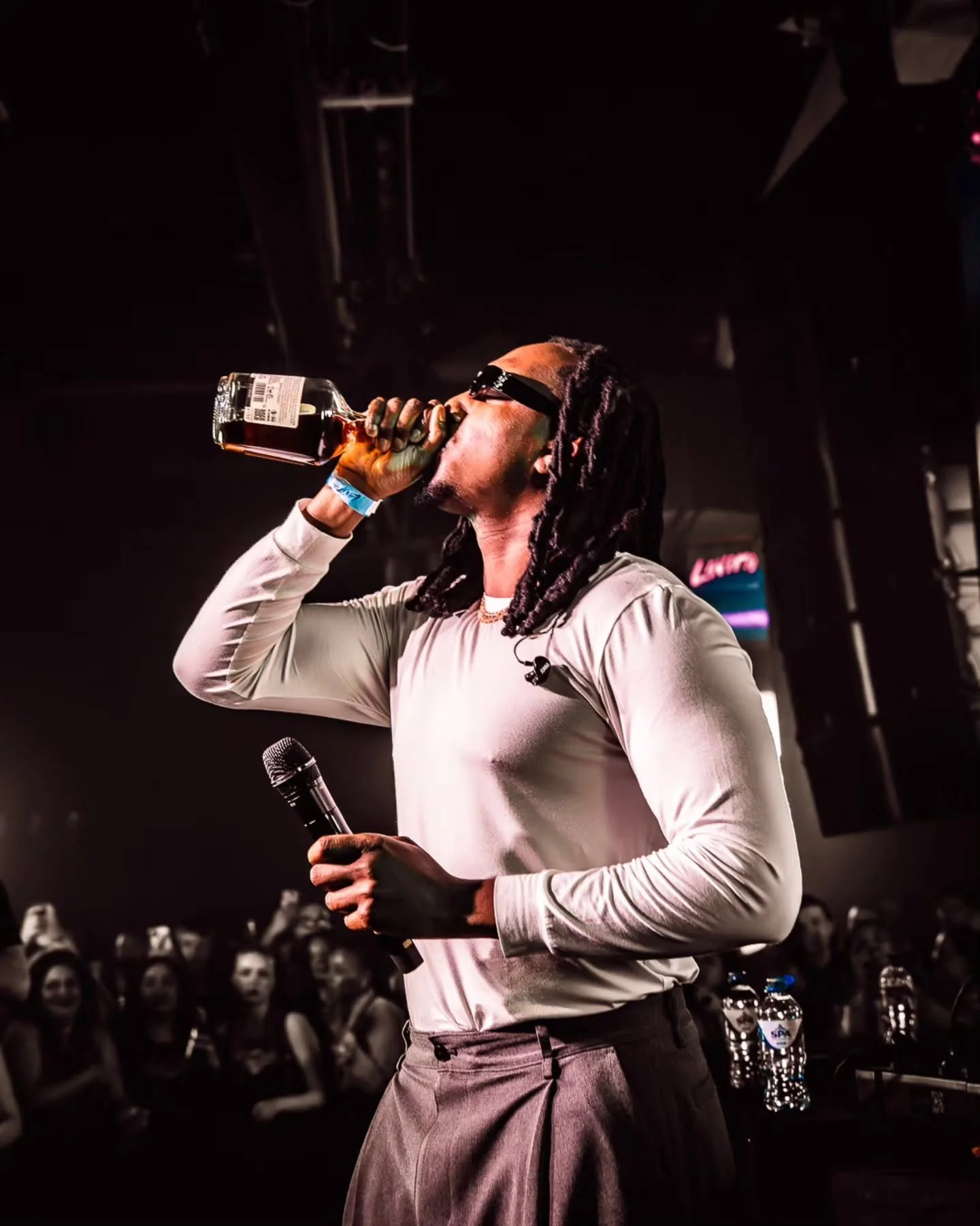 Captured the vibe for @lavitaclub.nl in @amaze_amsterdam 🤩🔥
-
-
-
-
-
#eventphotographer #eventphotography #lavita #dancehall #shatta