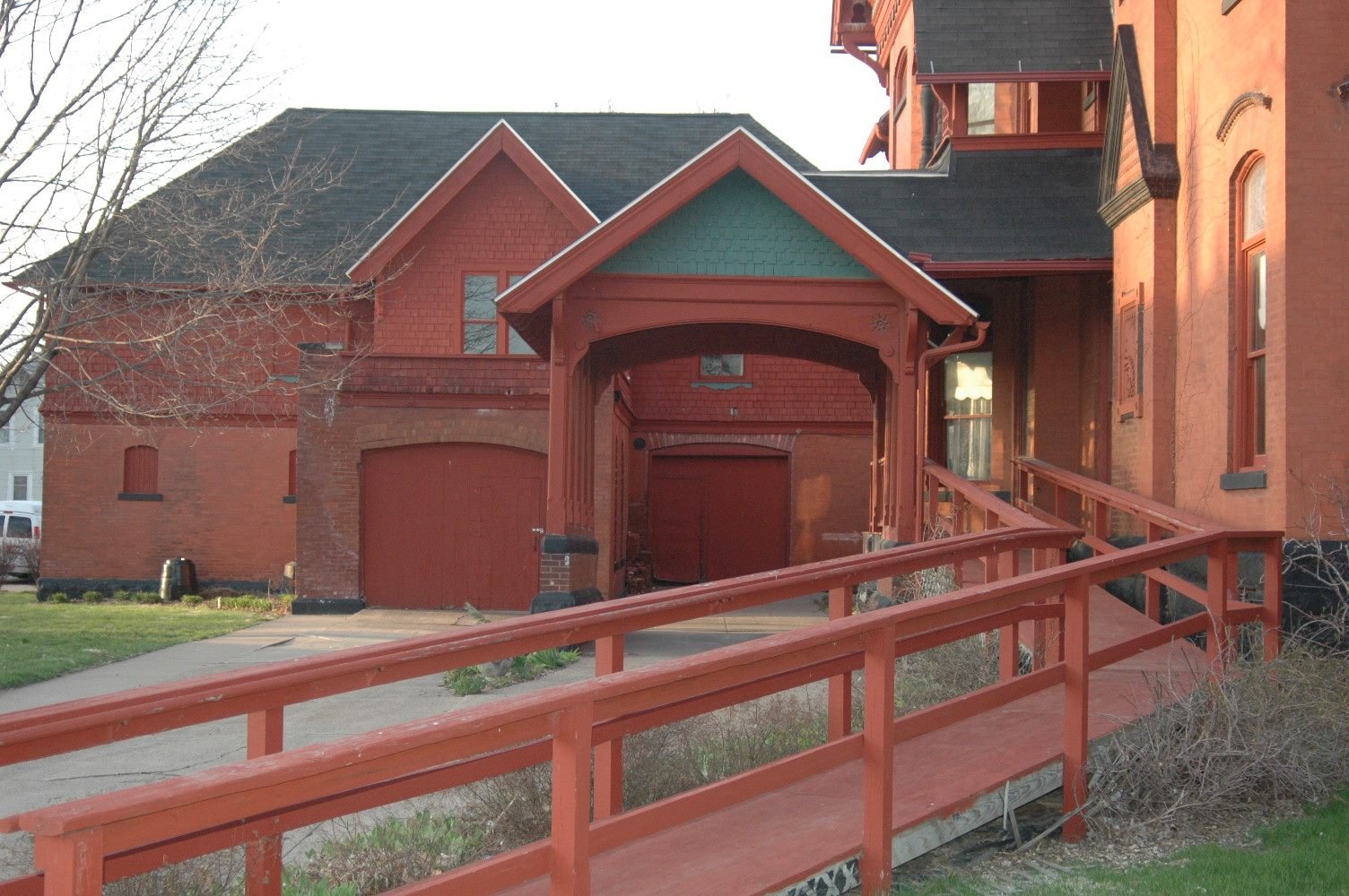 Cm exterior 2.jpg