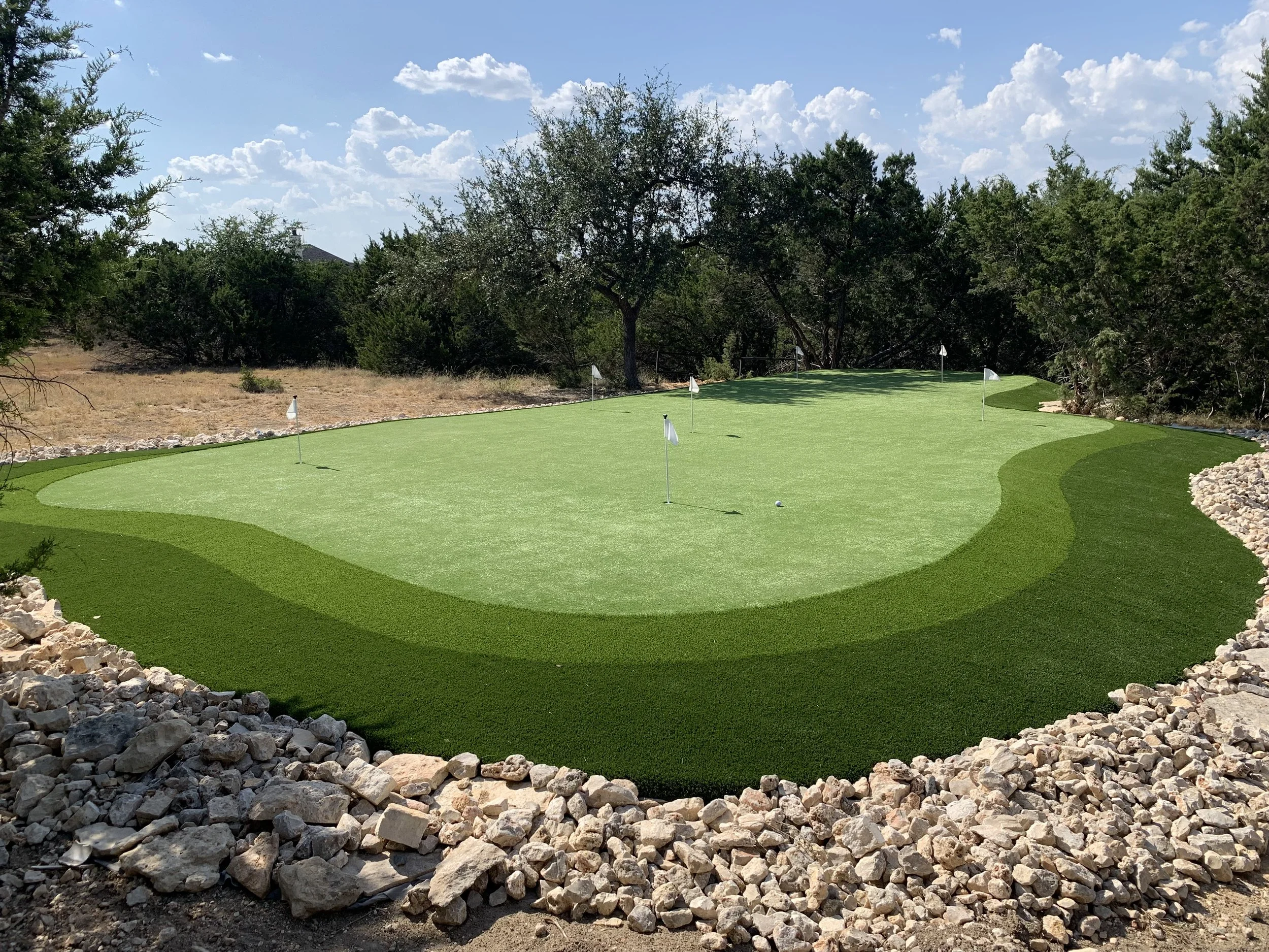 A Golf-Course-Grade Backyard: The Spring Branch Putting Green