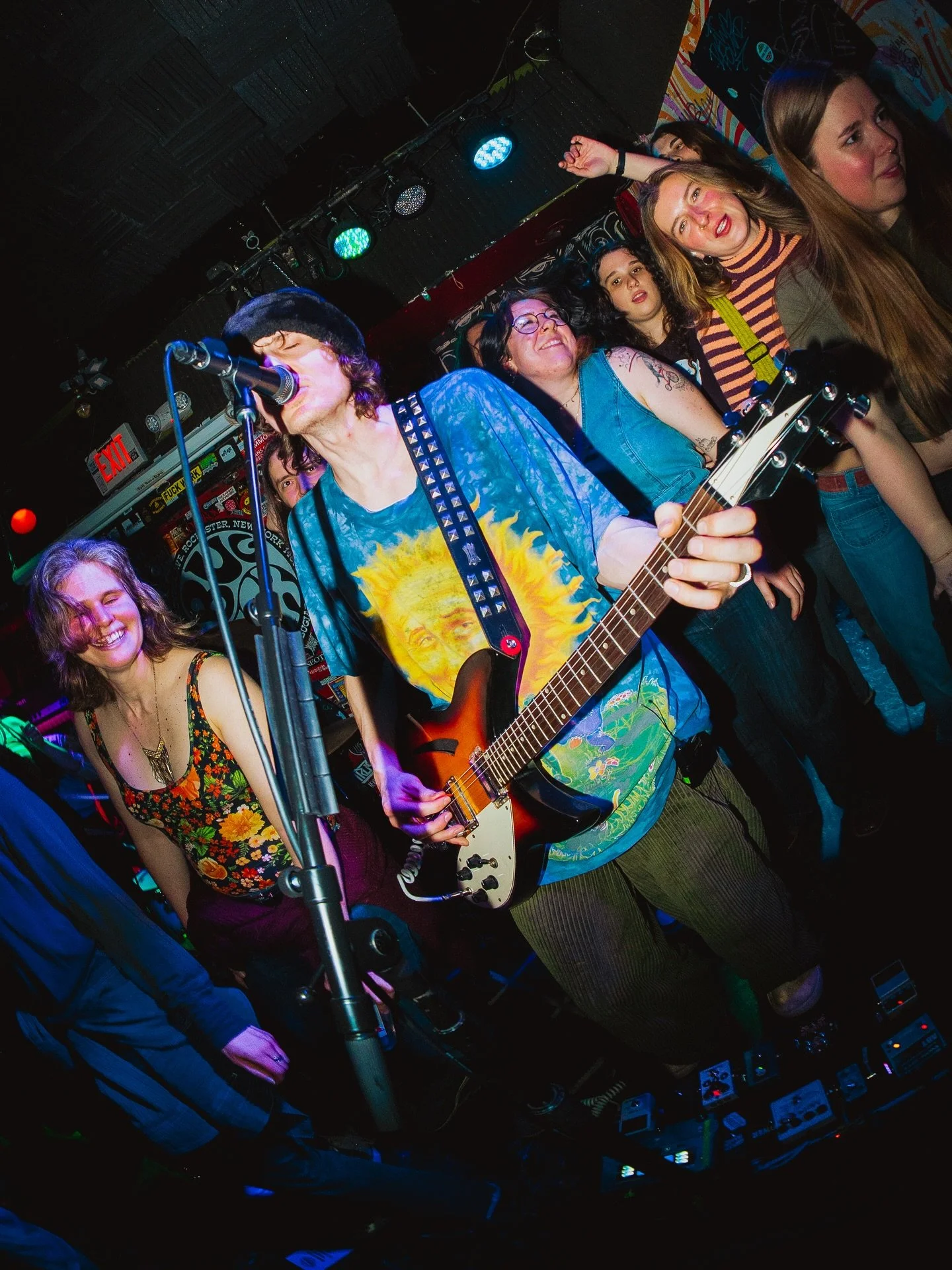 HALF WAY THRU ❤️ this banger of a tour during some COLD &amp; DARK times YALL HAVE BEEN AN ABSOLUTE JOY
📸 @andrsn.photos from our FIRST show in ROCHESTER,NY sold out 😘