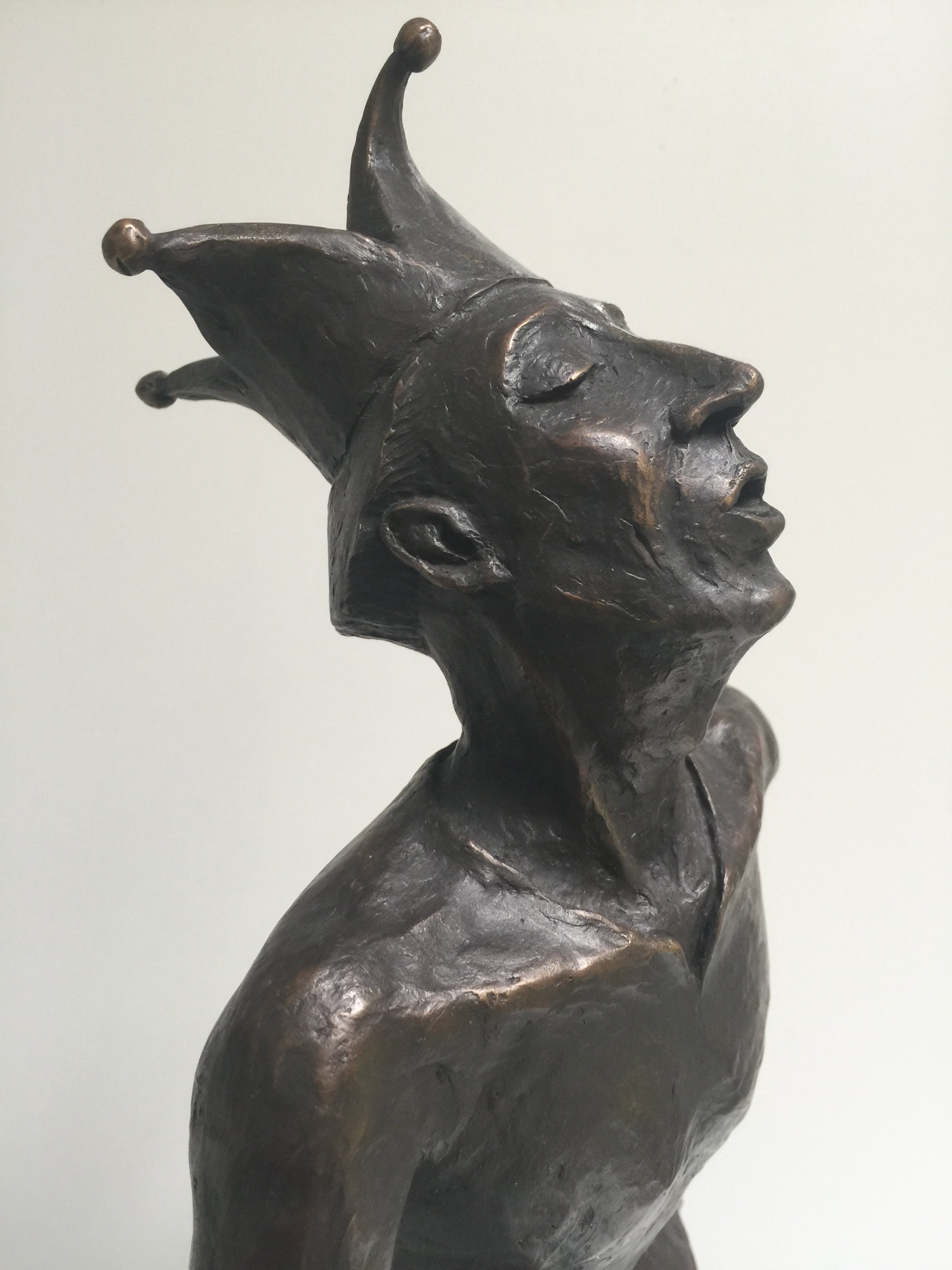 Karen Cantrell · Fool, brons, 60 × 20 × 25 cm, €4524
