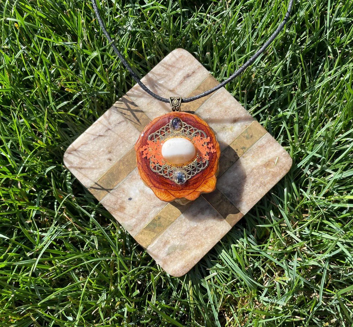 pendant4.jpeg