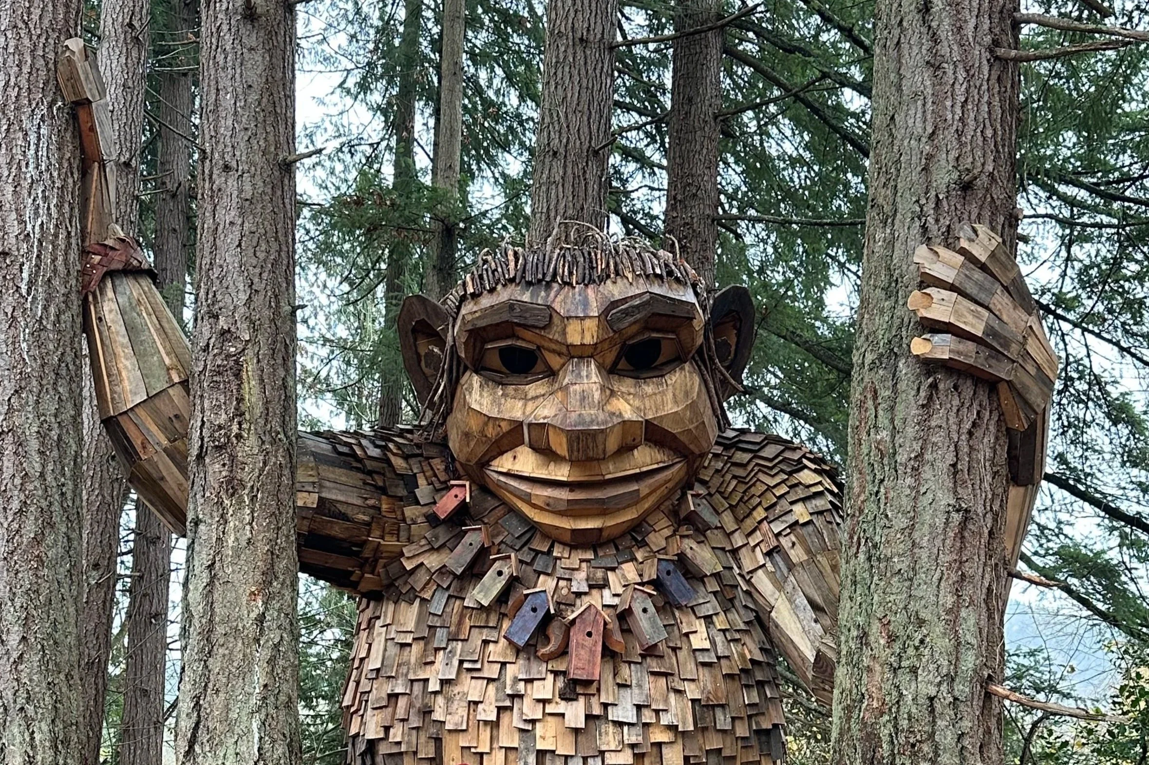 Giant Trolls and Circularity in Art