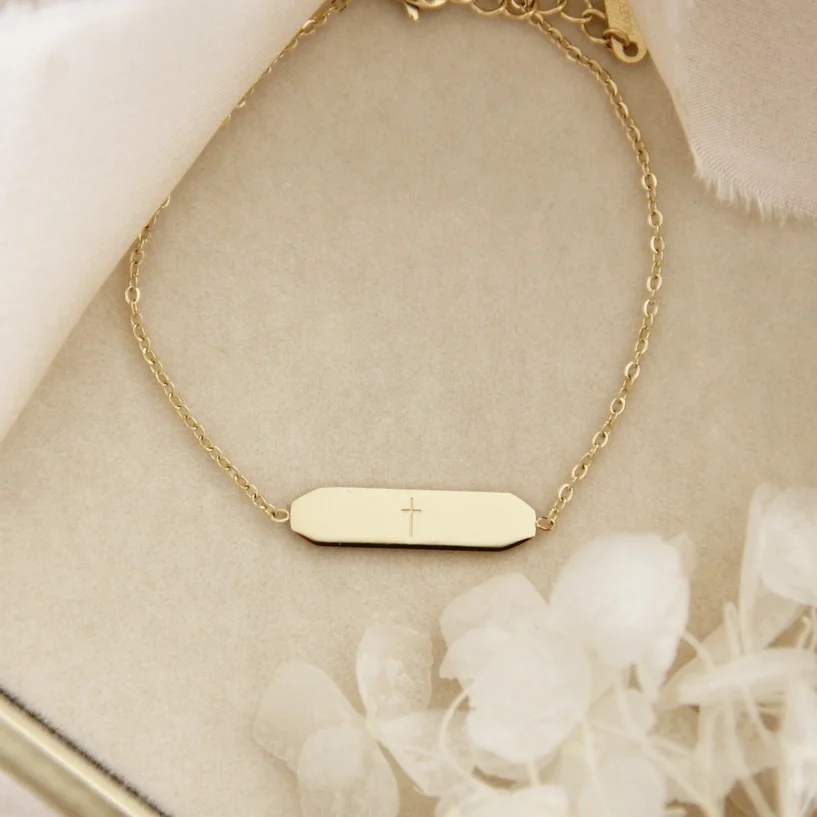 cross bracelet.webp