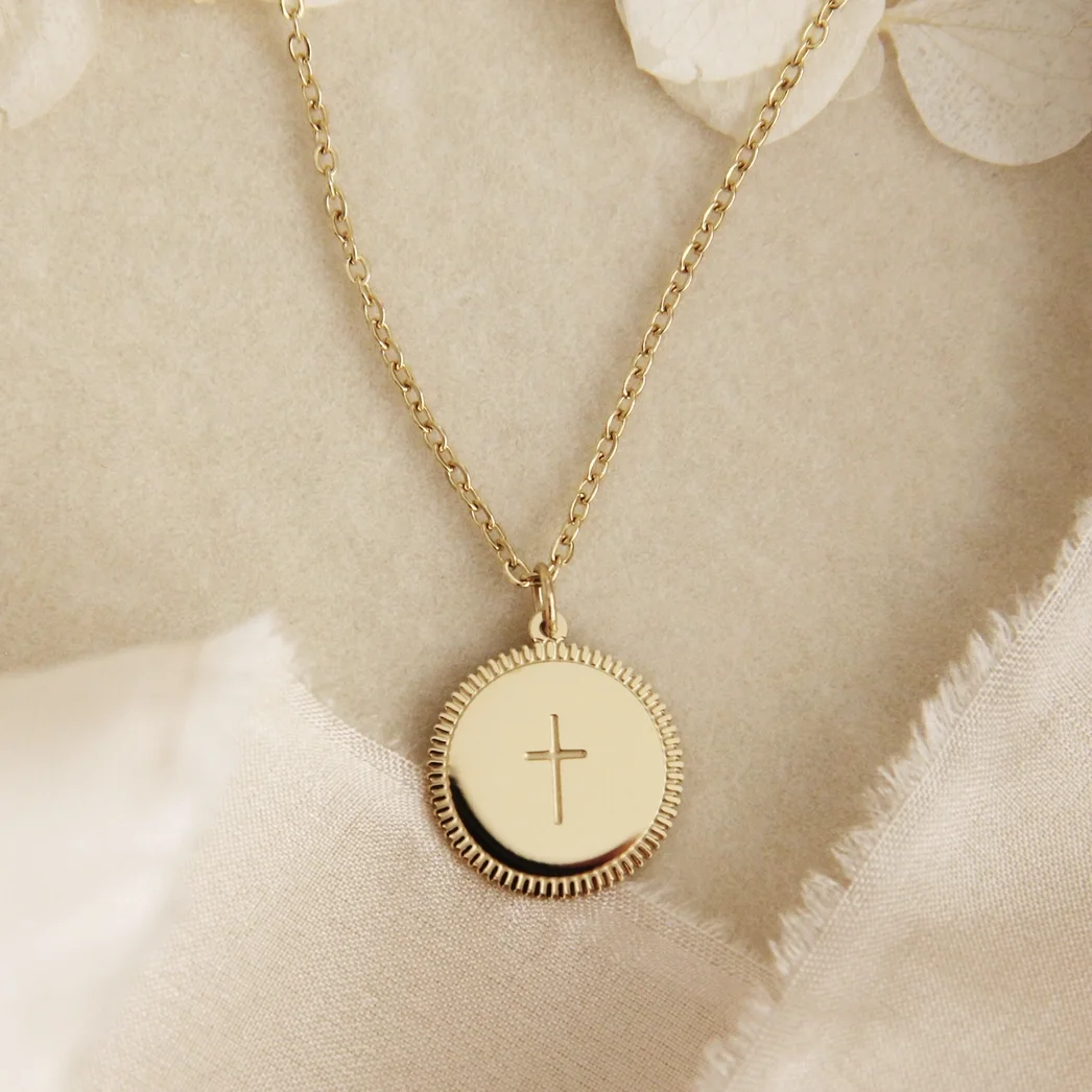 cross pendant.webp