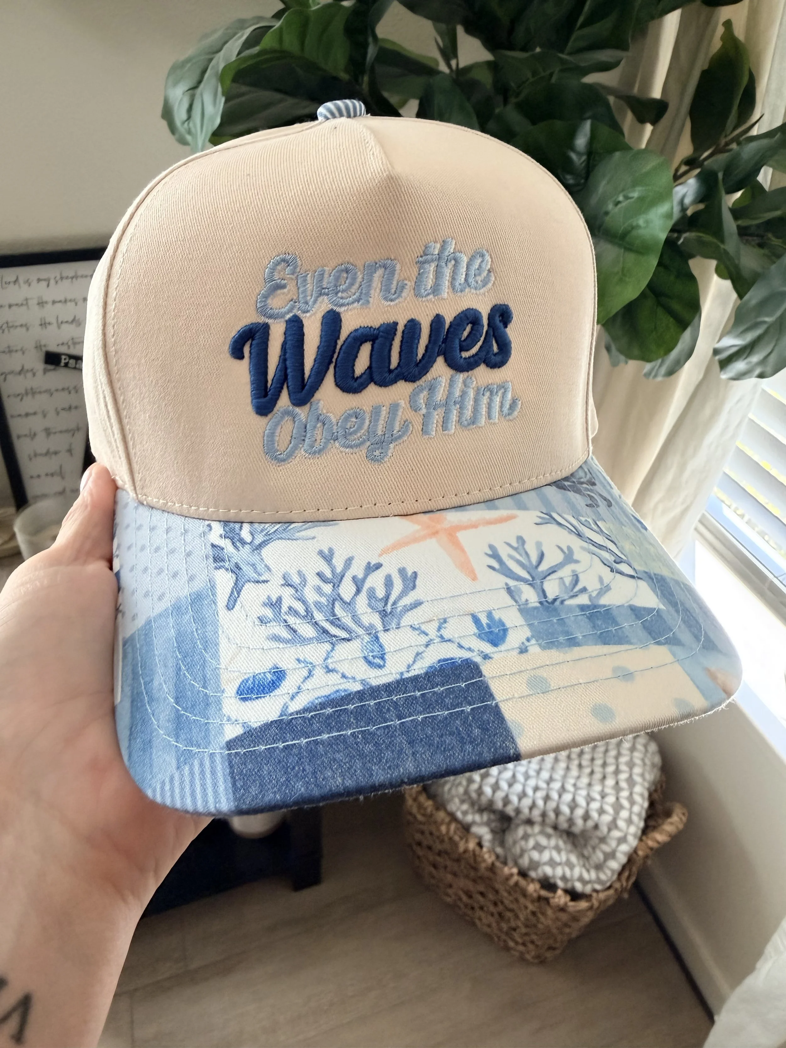 Waves Hat