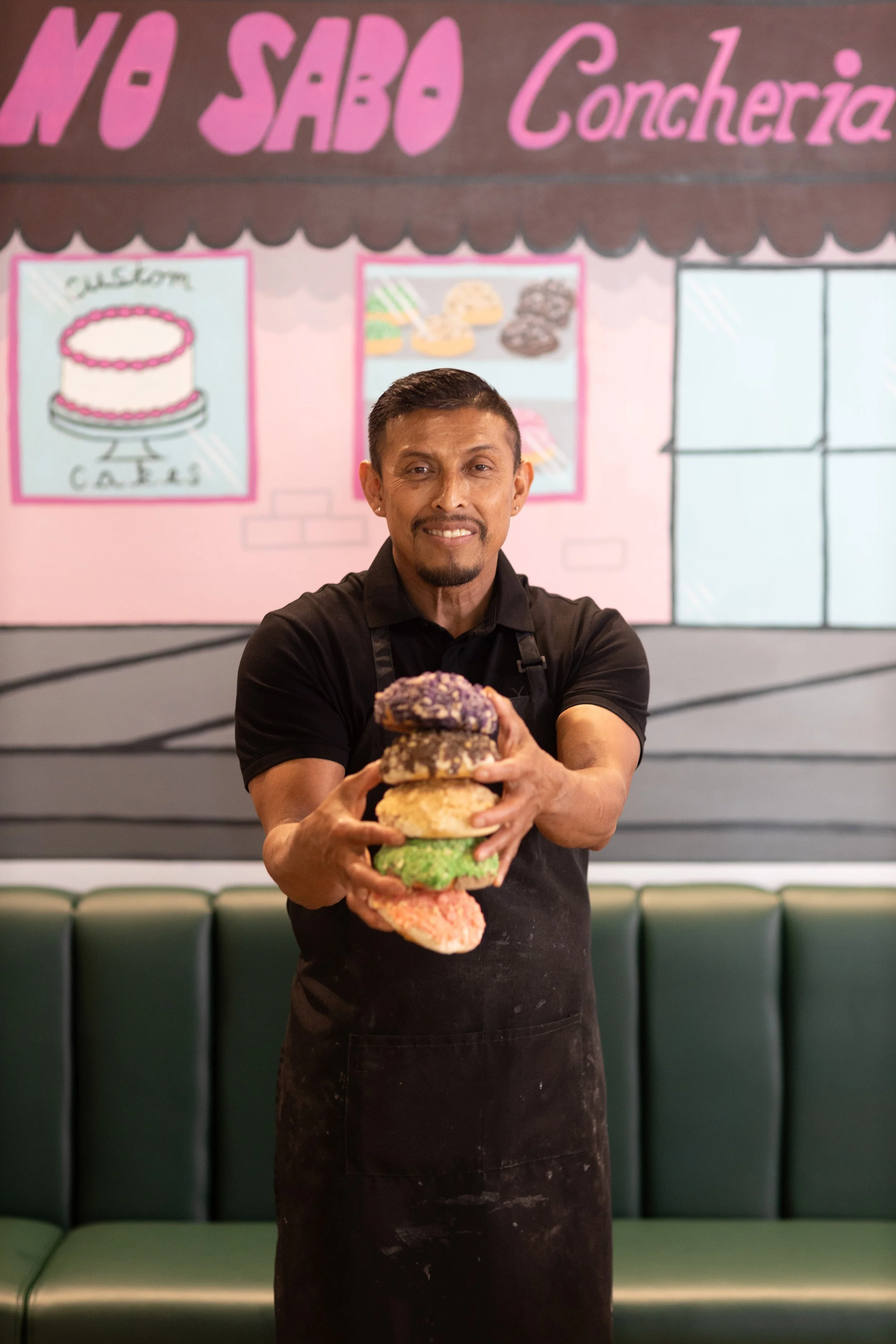 Luis Rojas at No Sabo Concheria