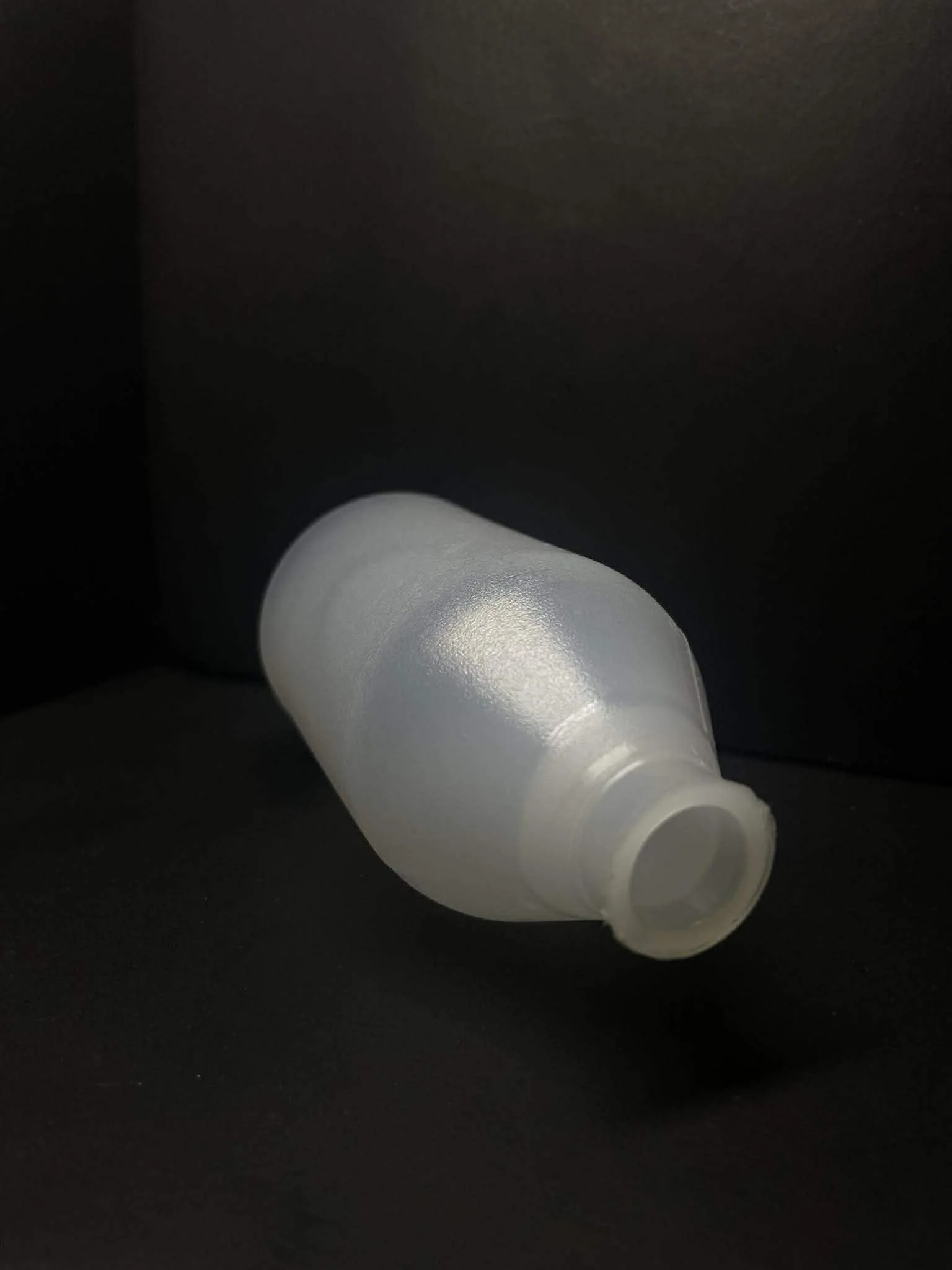 Fluid Bottle 100ml 3.jpg
