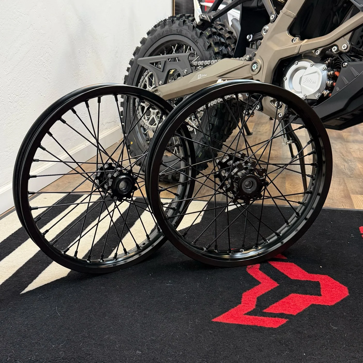AL Wheels Super Moto - BBBB.jpg
