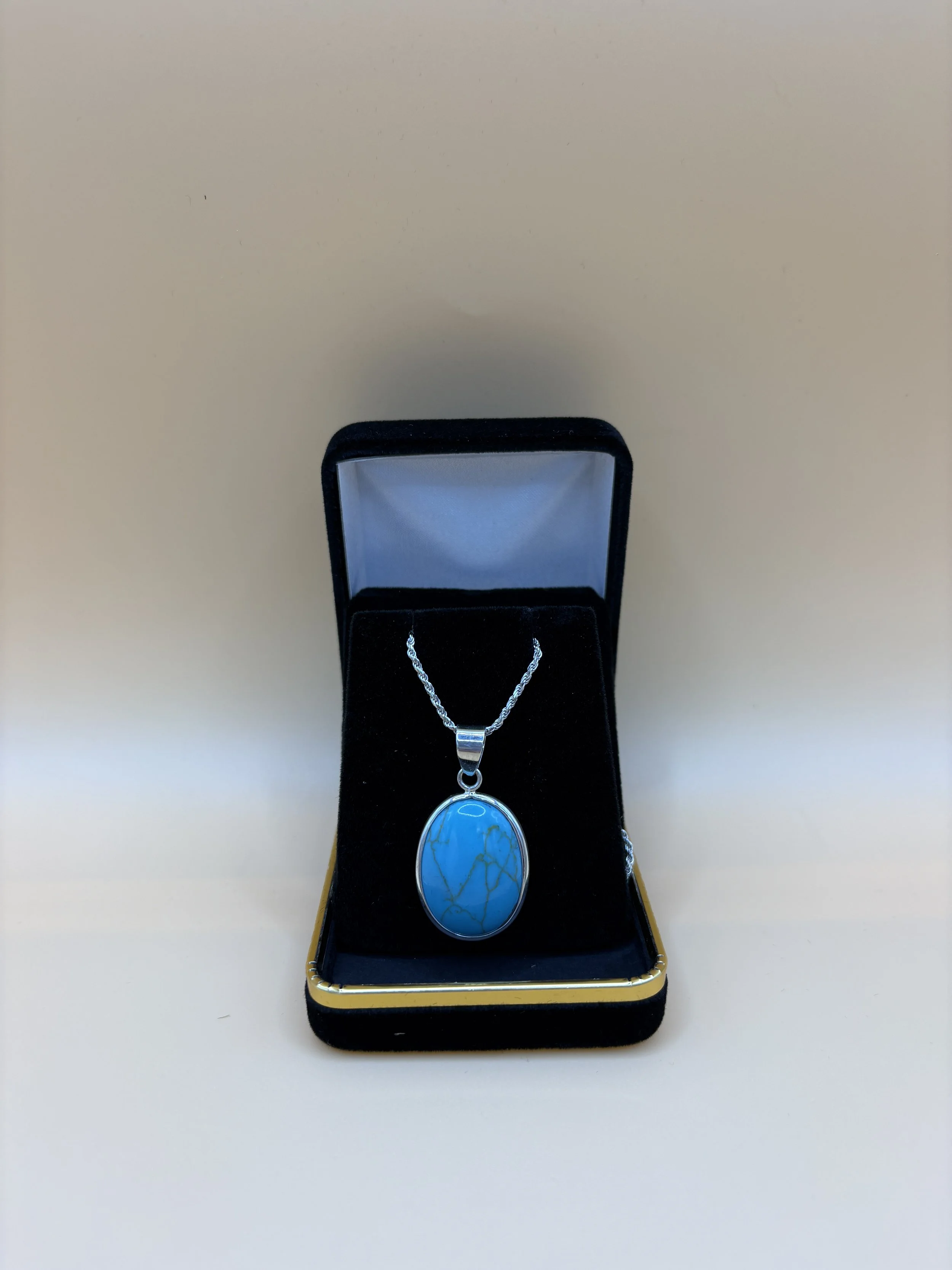 Turquoise Pendant Necklace