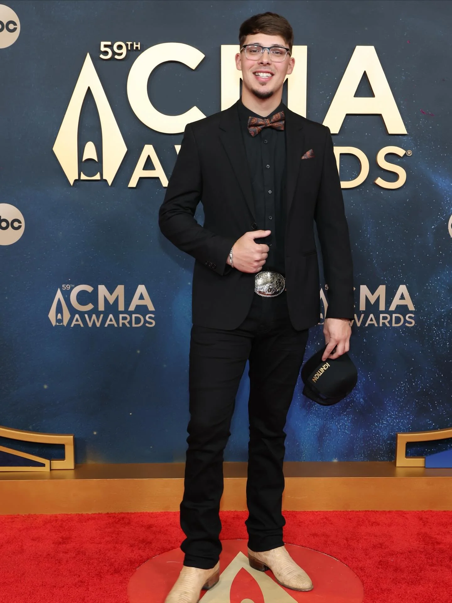 Another @cma red carpet in the books for @iamchasematthew #CMAAwards