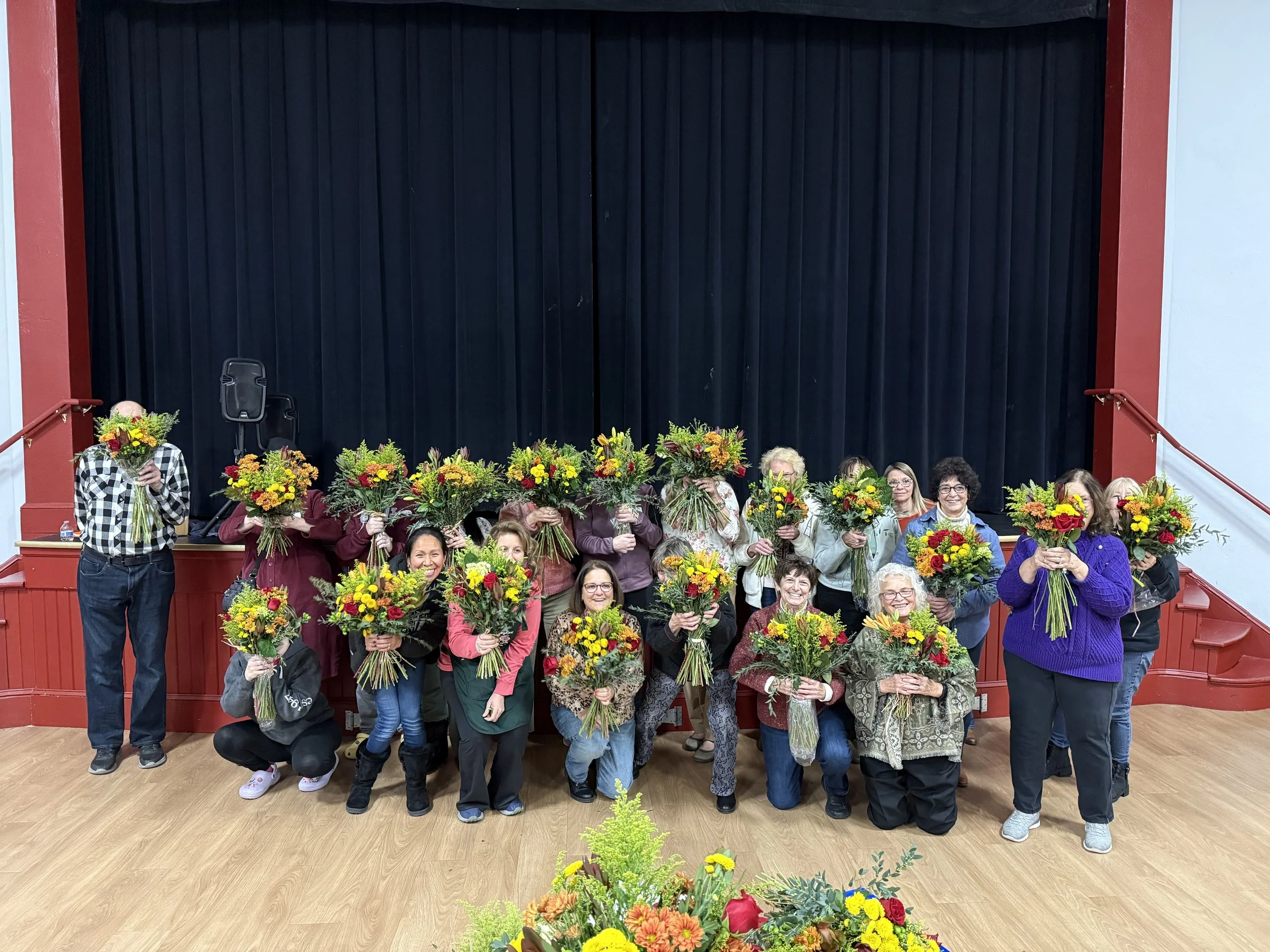 Club members and their completed bouquets!